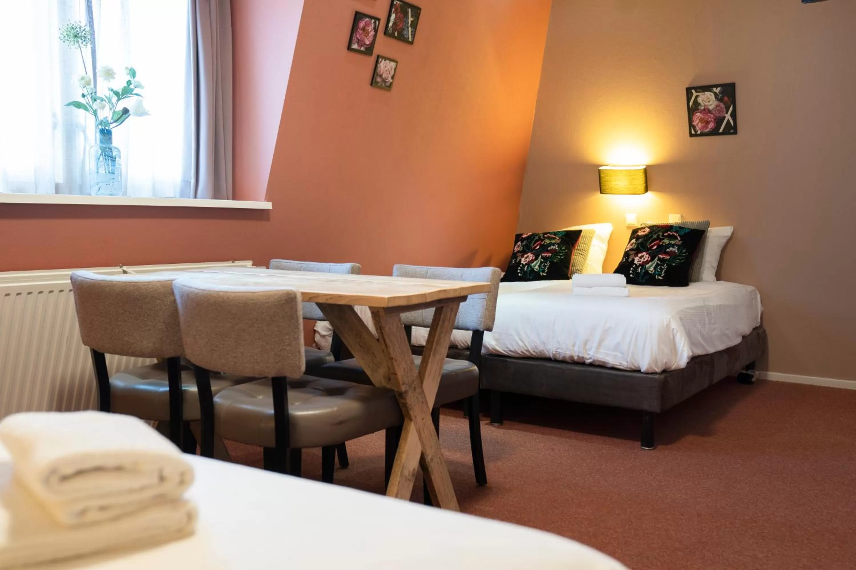 Bedroom, Bed in Hotel Villa Flora