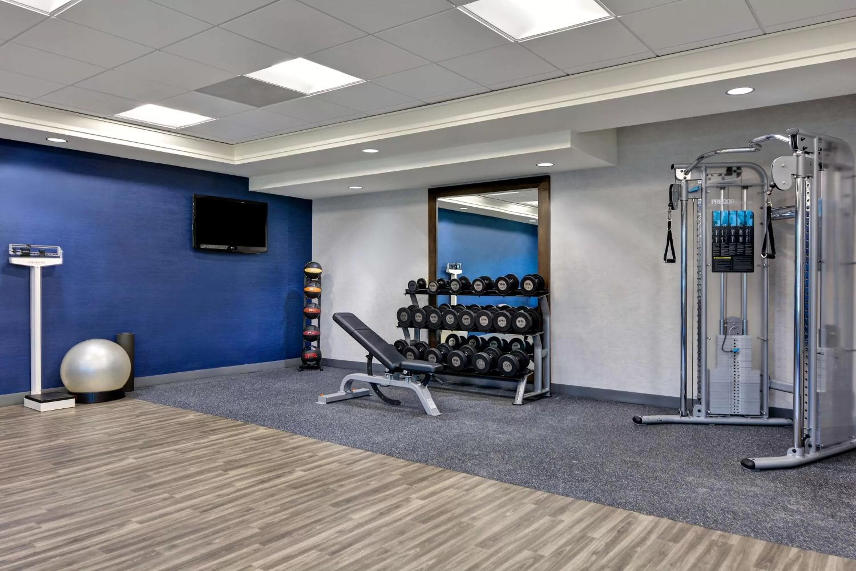 Fitness centre/facilities in Hampton Inn & Suites Clearwater St Petersburg Ulmerton Road FL