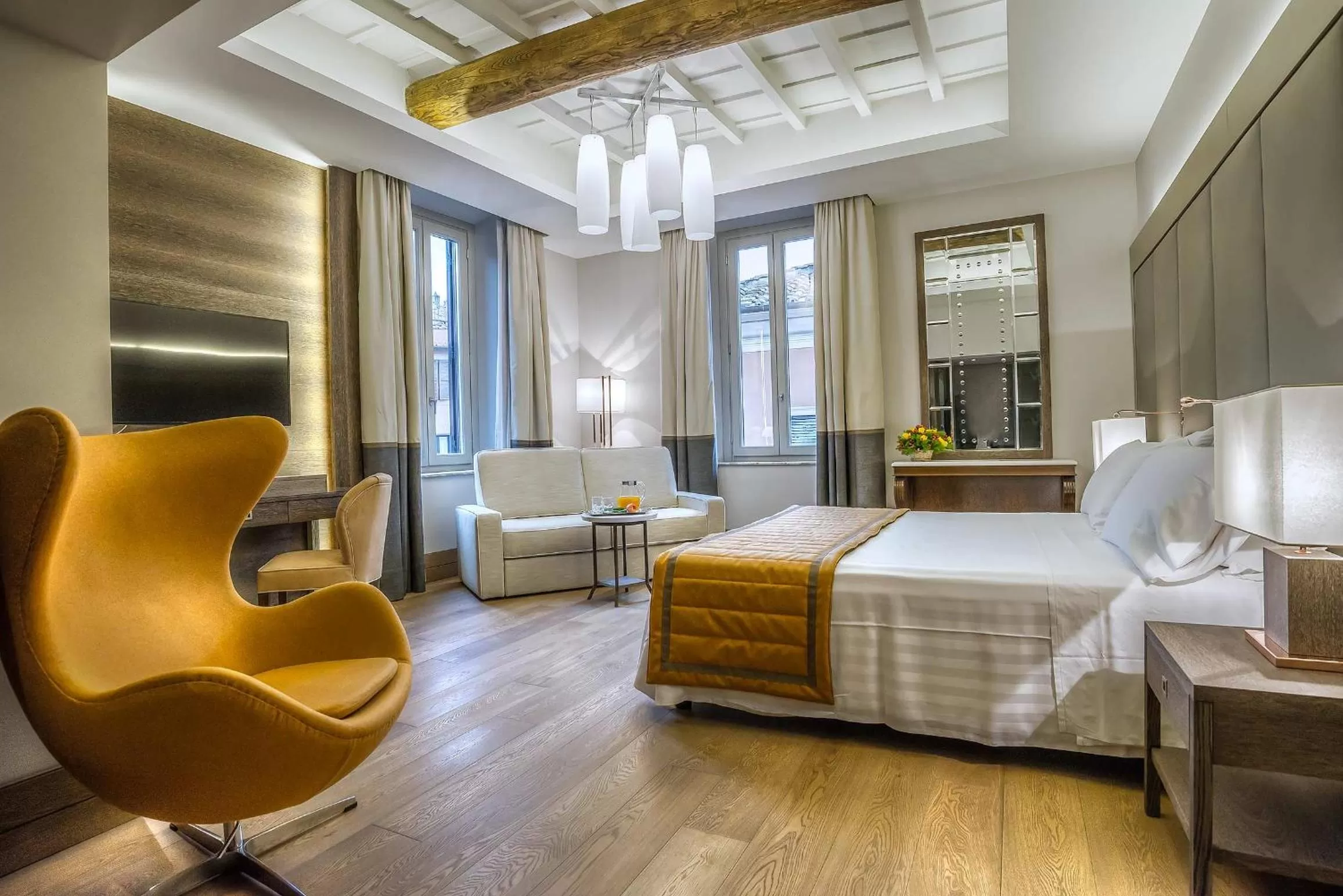 Day, Bed in Hotel Martis Palace