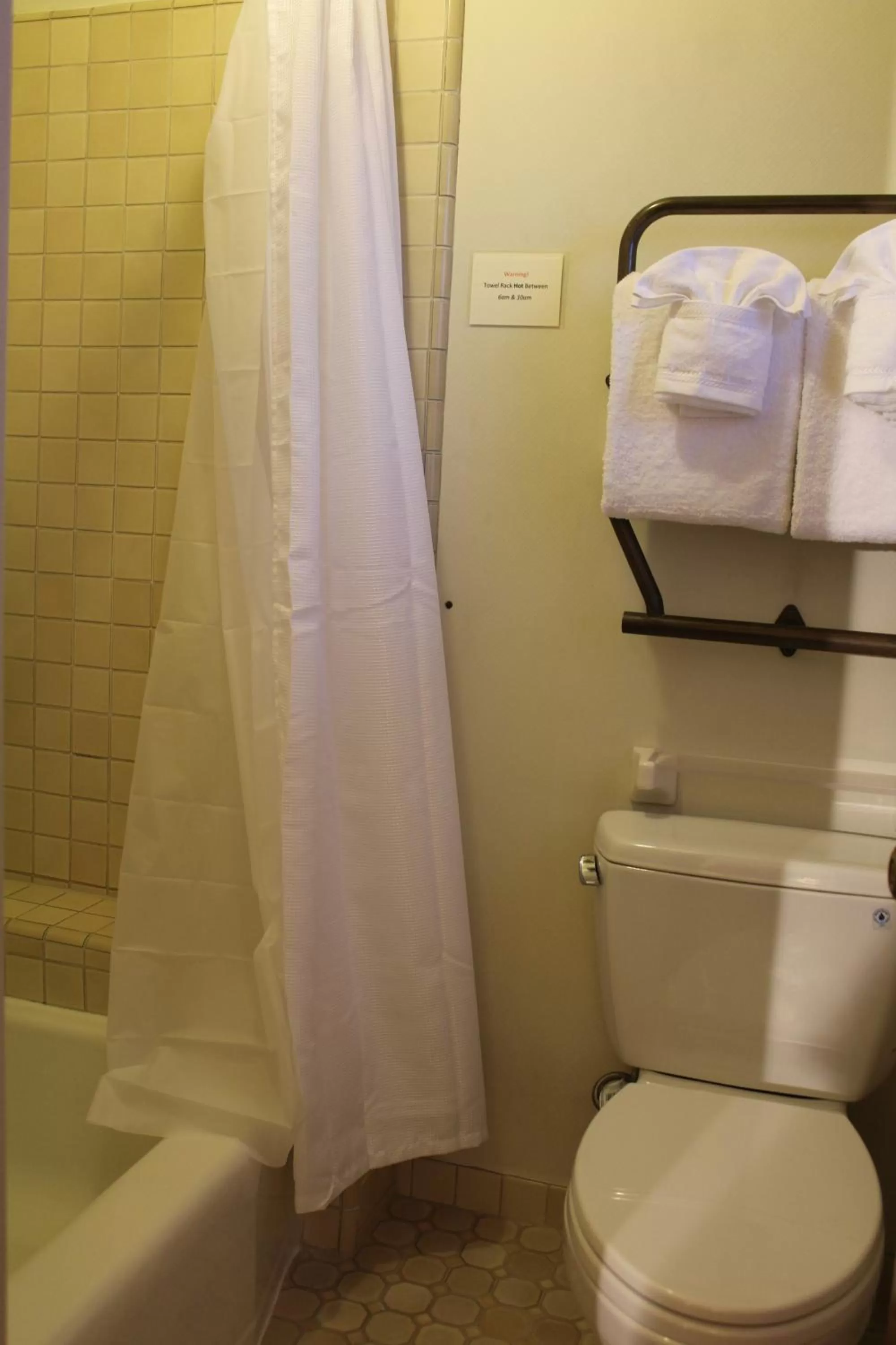 Shower in Pacific Grove Inn