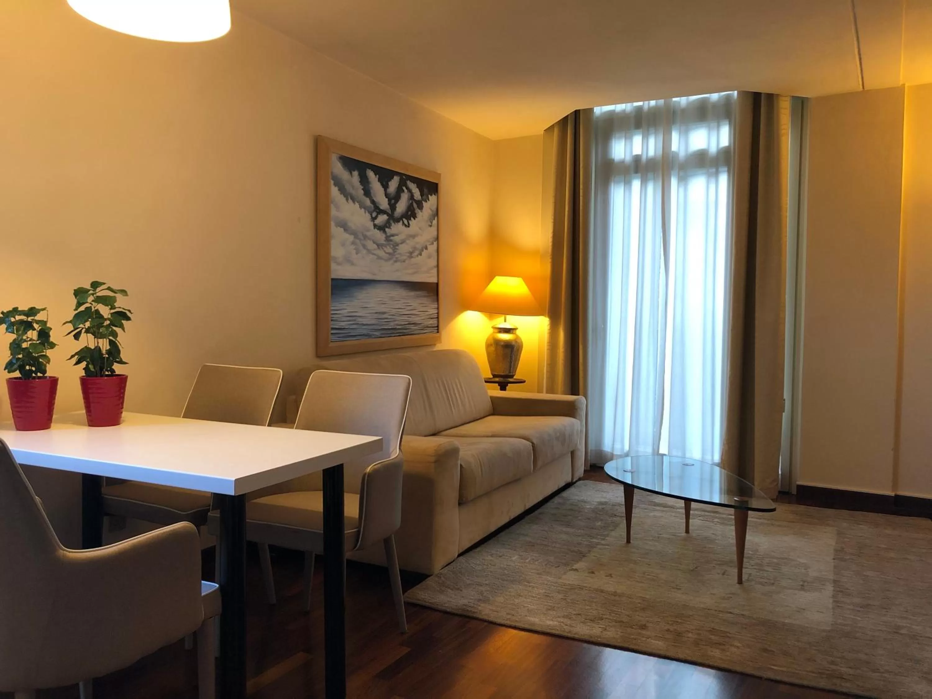 Communal lounge/ TV room in Hotel Boutique Antiche Mura