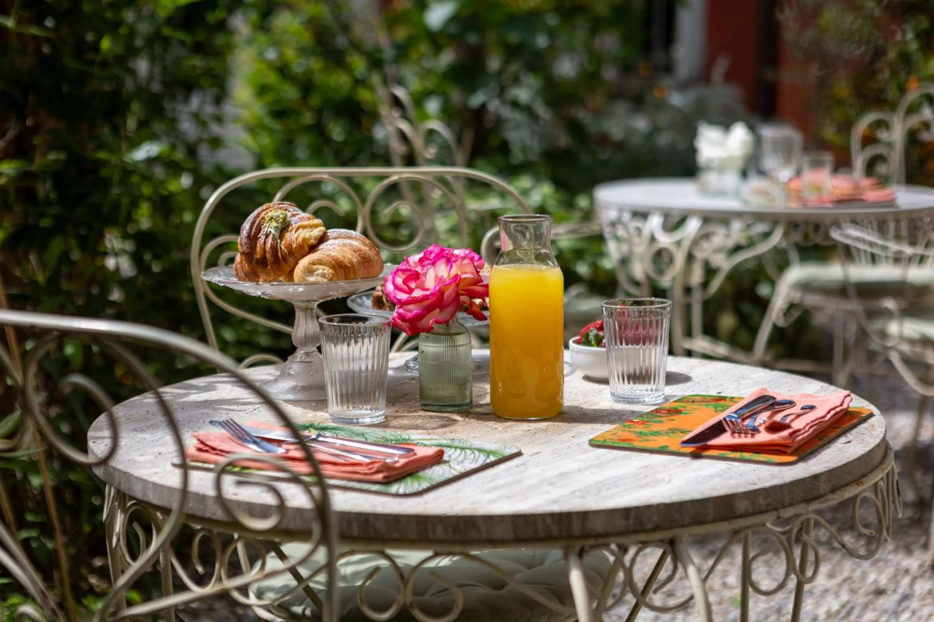 Breakfast in Secret Garden Firenze B&B