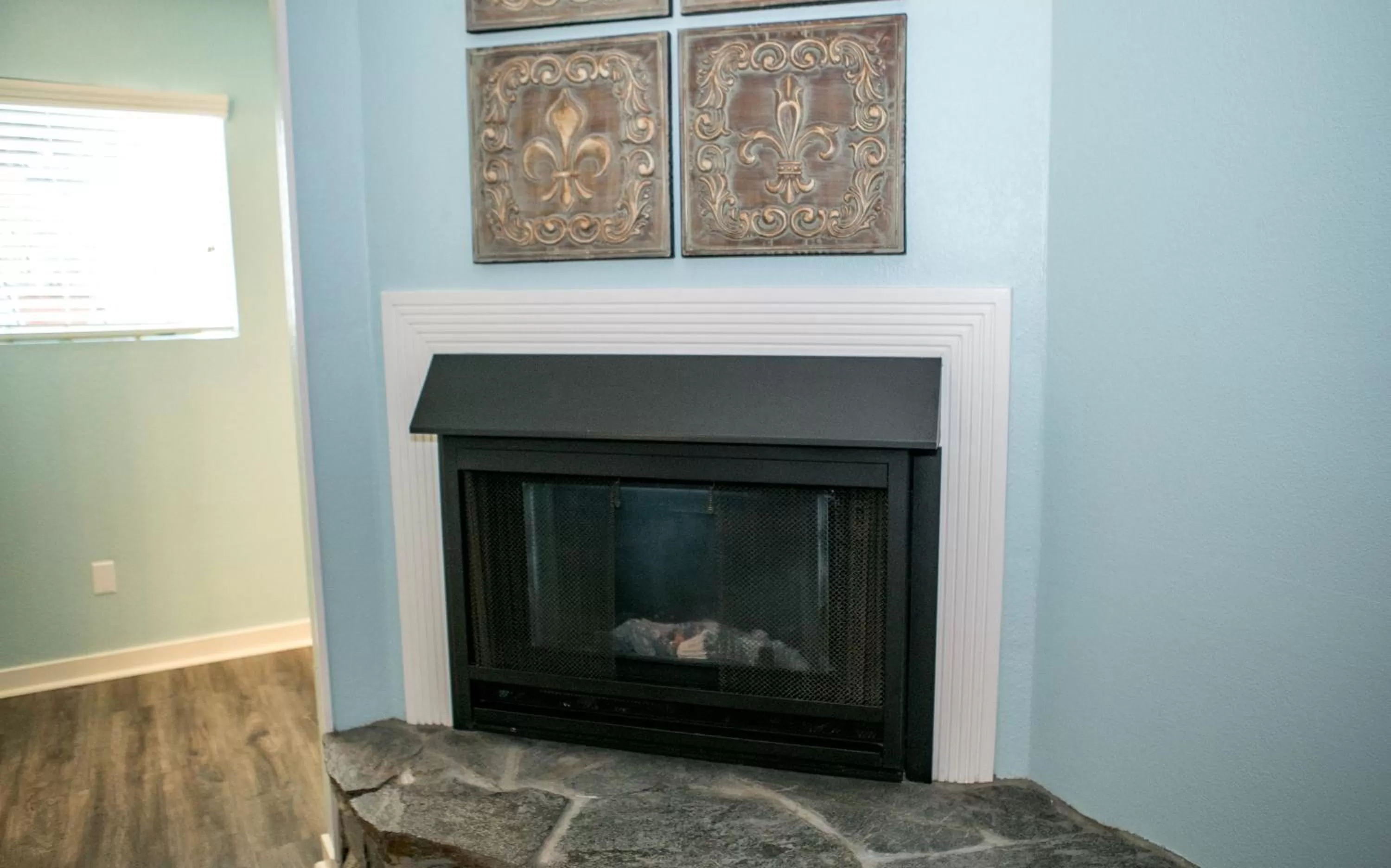 flat iron in Sea Otter Inn