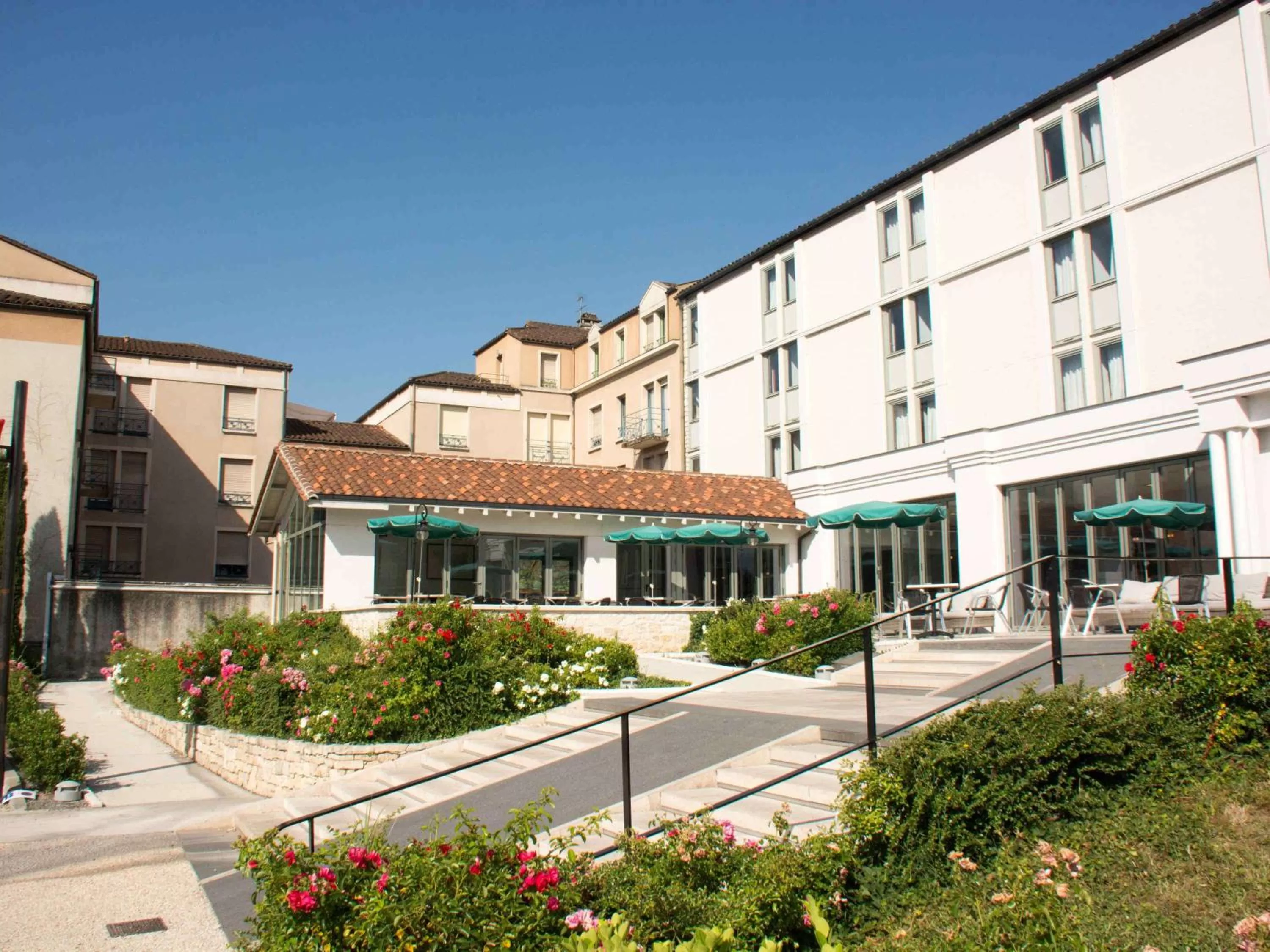 Property building in ibis Périgueux Centre
