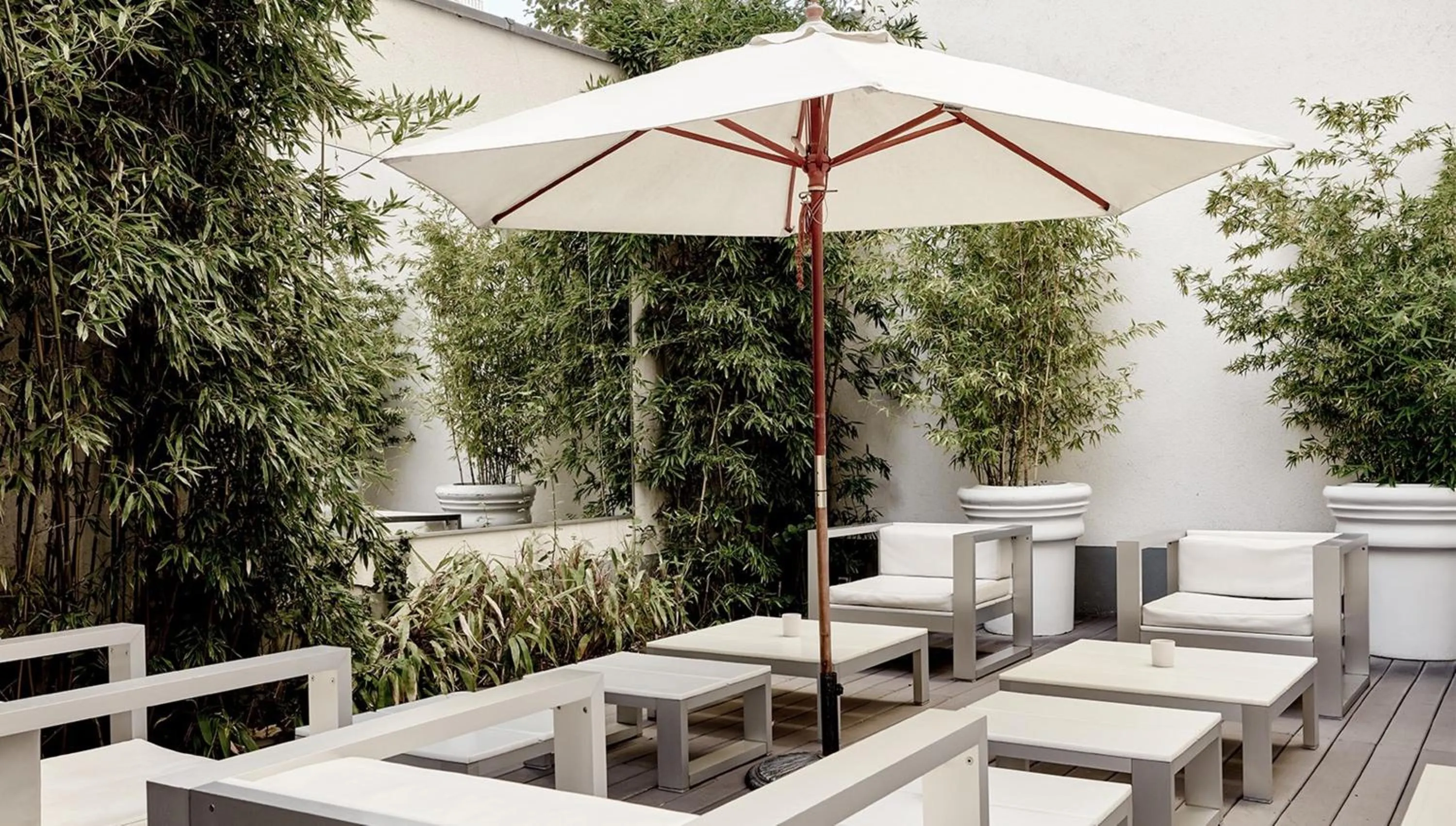 Balcony/Terrace in The Pure, Frankfurt, a Member of Design Hotels