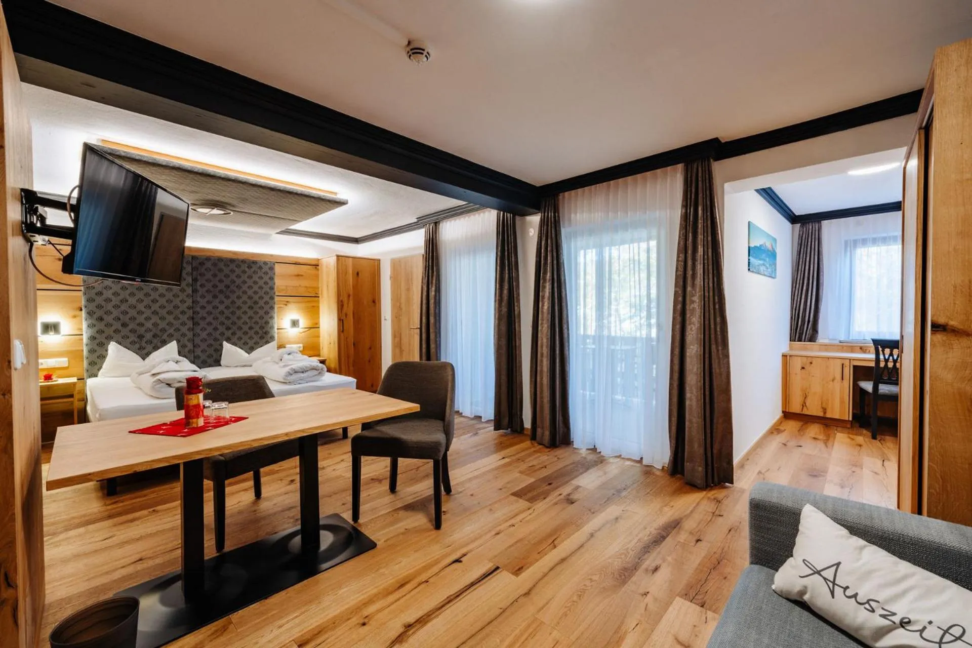 Photo of the whole room, Bed in Hotel Rupertihof