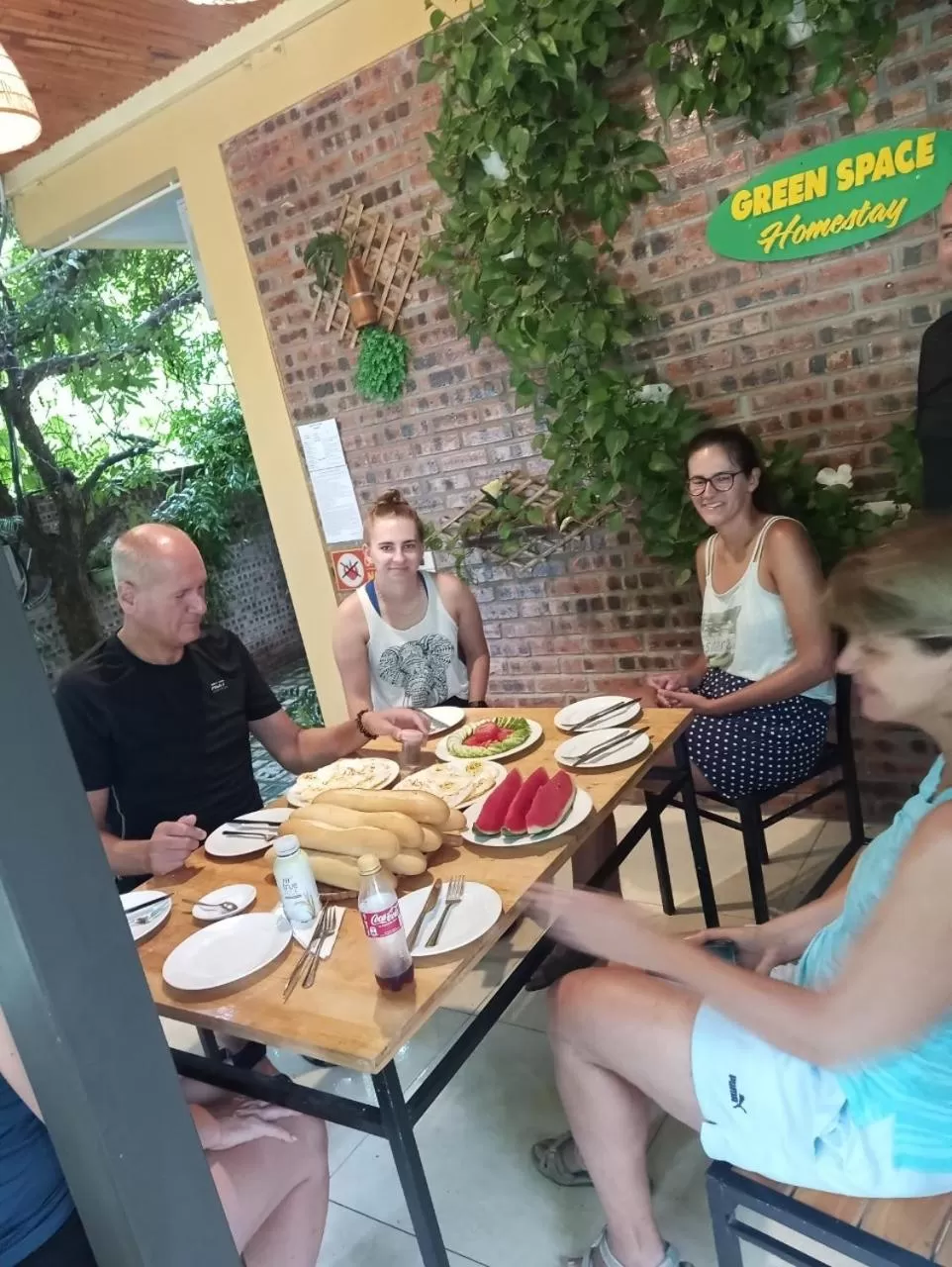 Breakfast, Restaurant/Places to Eat in Green Space Homestay