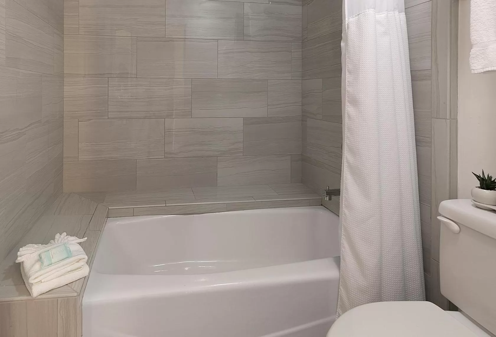 Shower in Pismo Lighthouse Suites