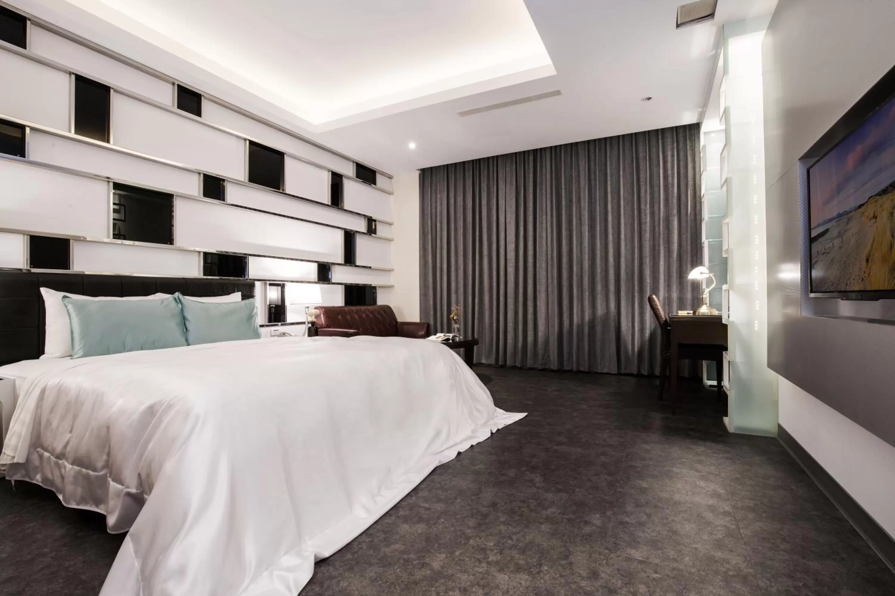 Bedroom, Bed in Duo Romance Hotel