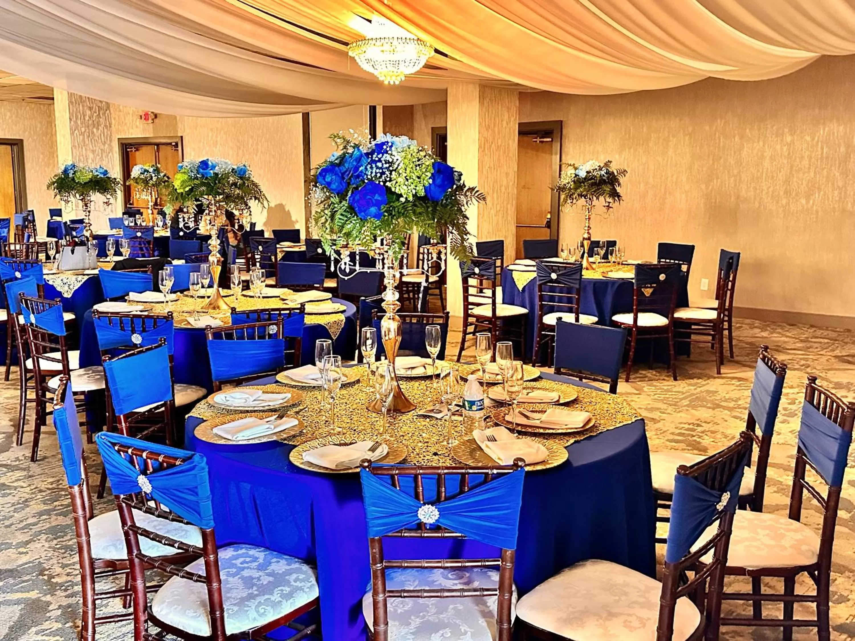 Banquet/Function facilities in Lincoln Hotel Monterey Park Los Angeles