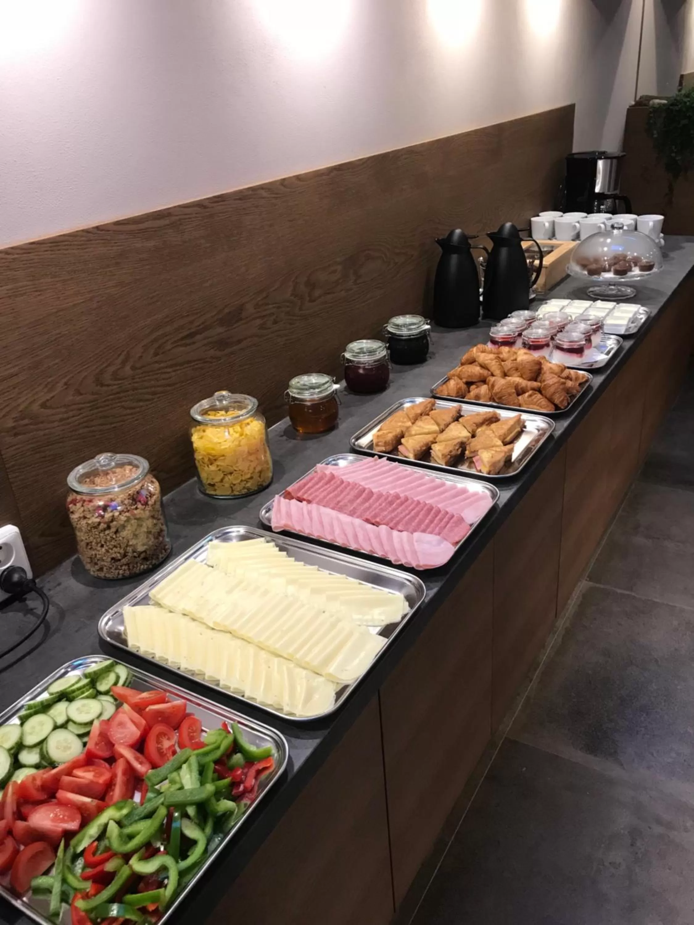 Buffet breakfast in Hotel U koně