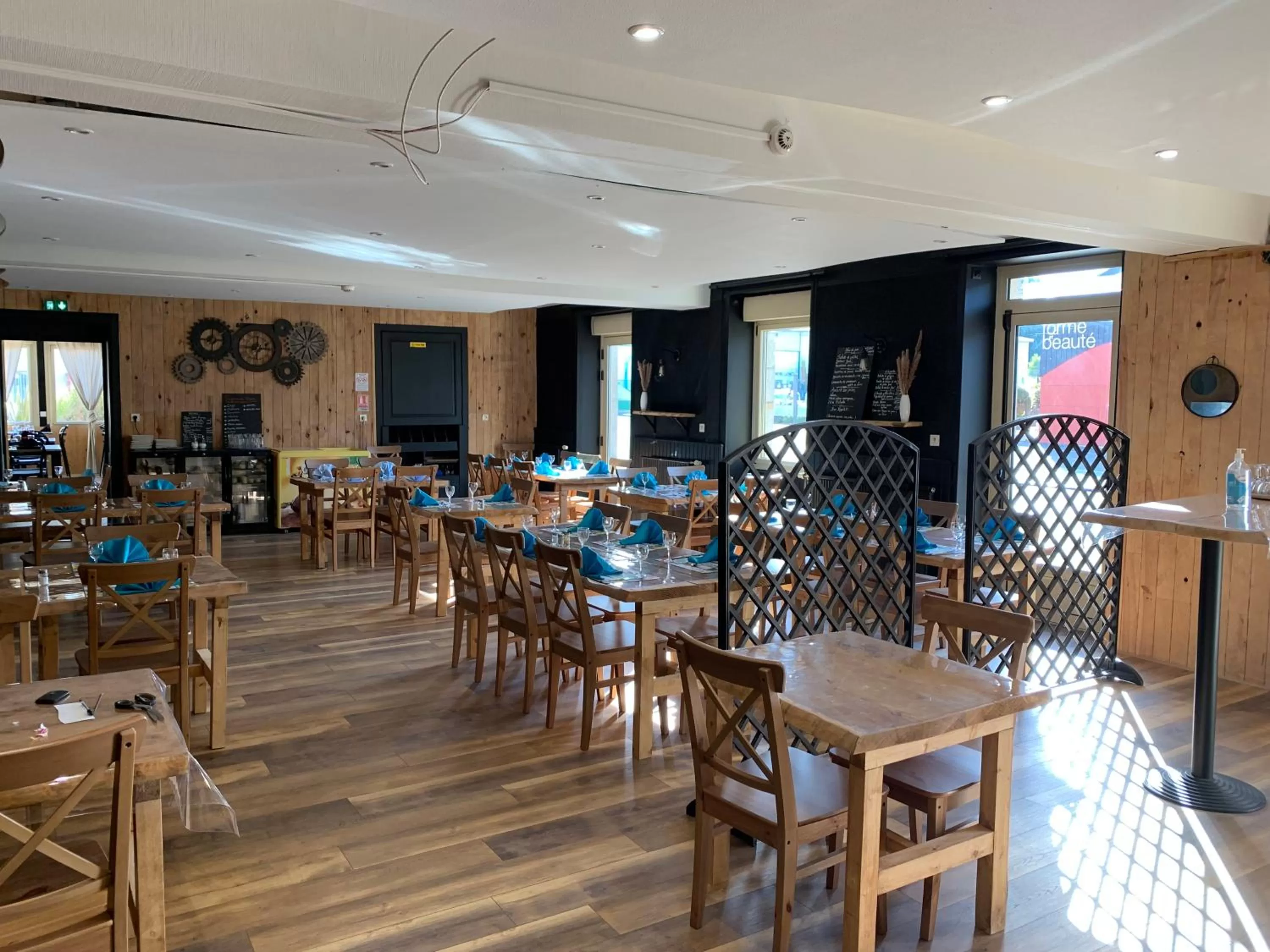 Restaurant/Places to Eat in hôtel de la grange