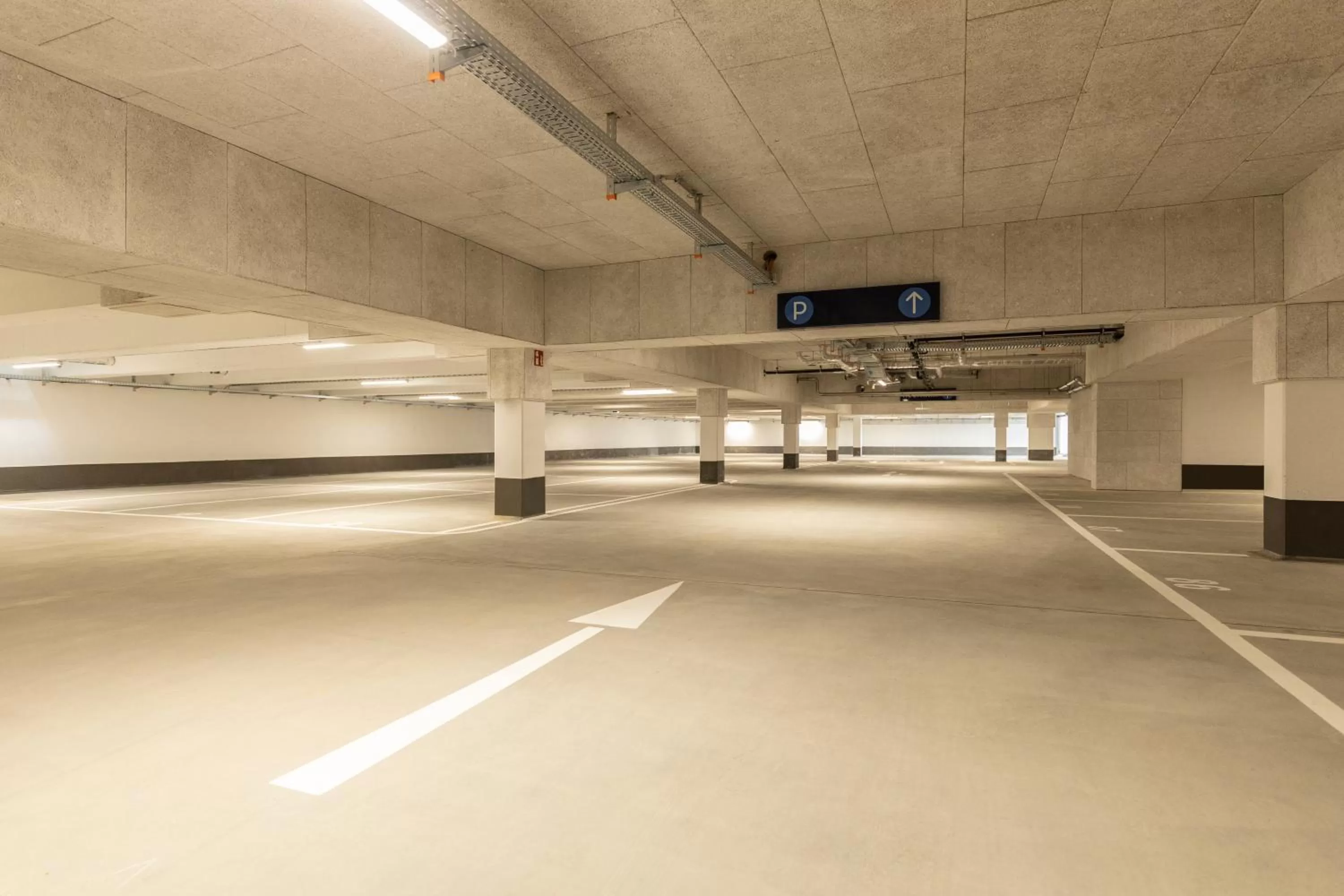 Parking in Novotel Duesseldorf Airport