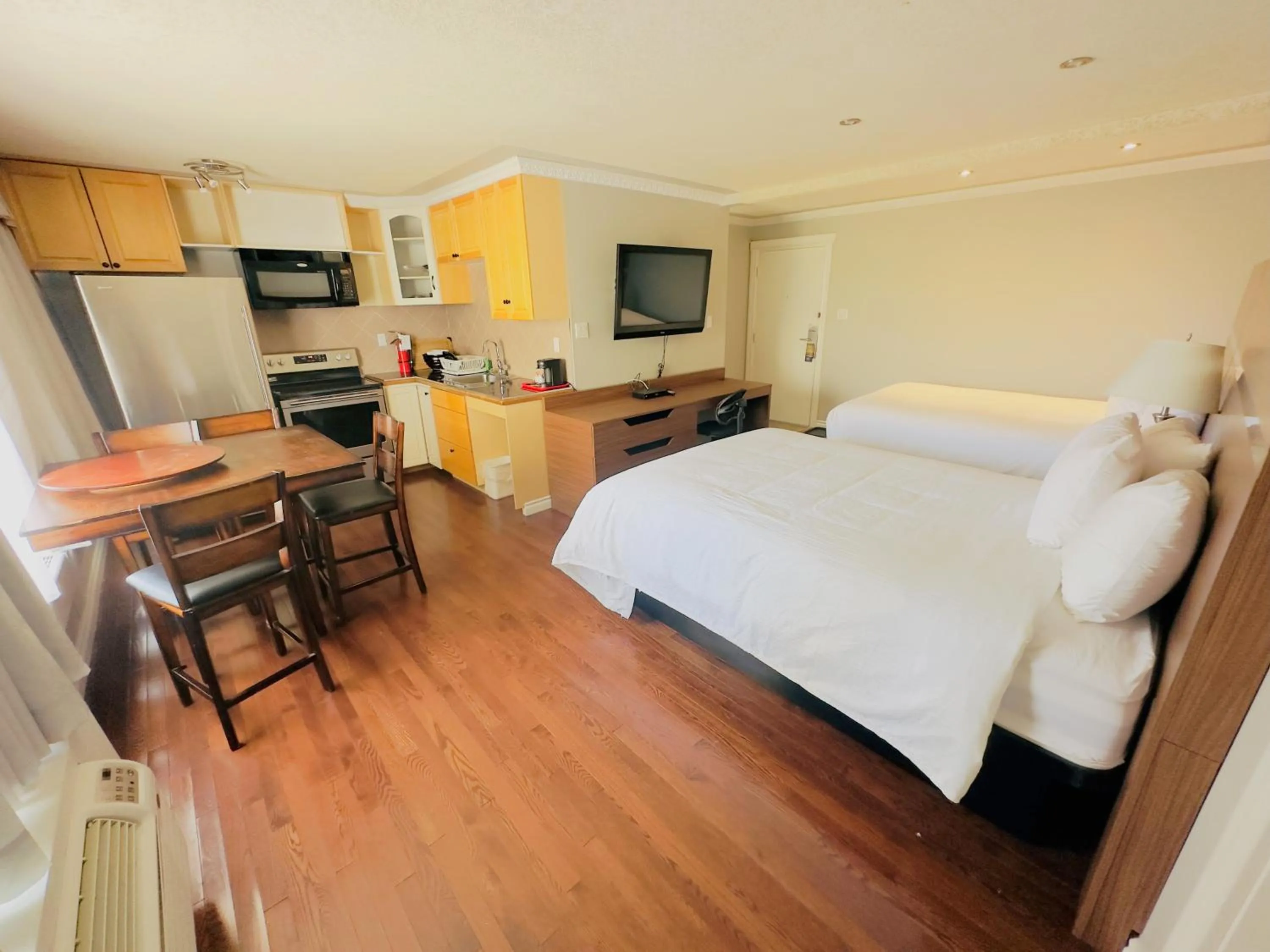 Bed in Baymont by Wyndham Edson