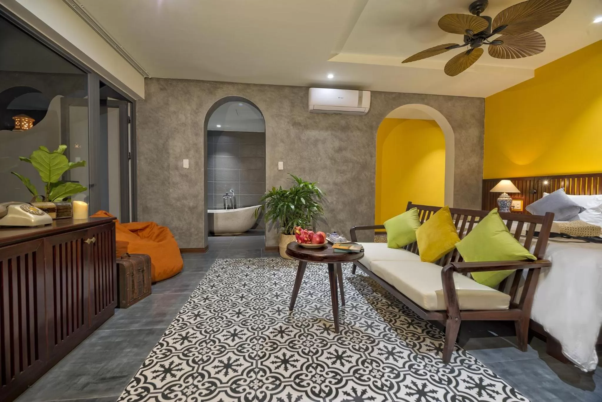 TV and multimedia, Bed in G Boutique Retreat Hoi An