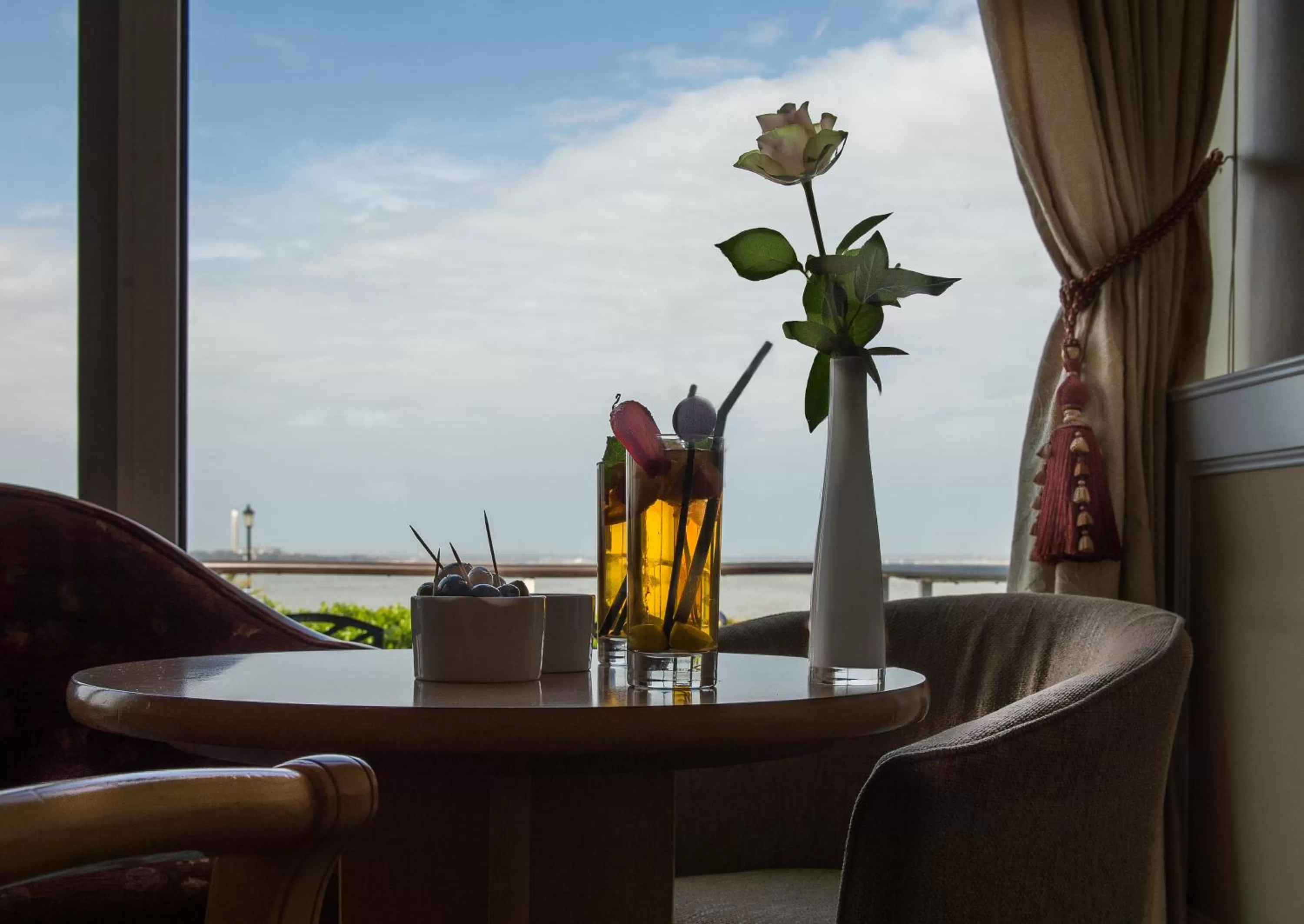 BEST WESTERN New Holmwood Hotel