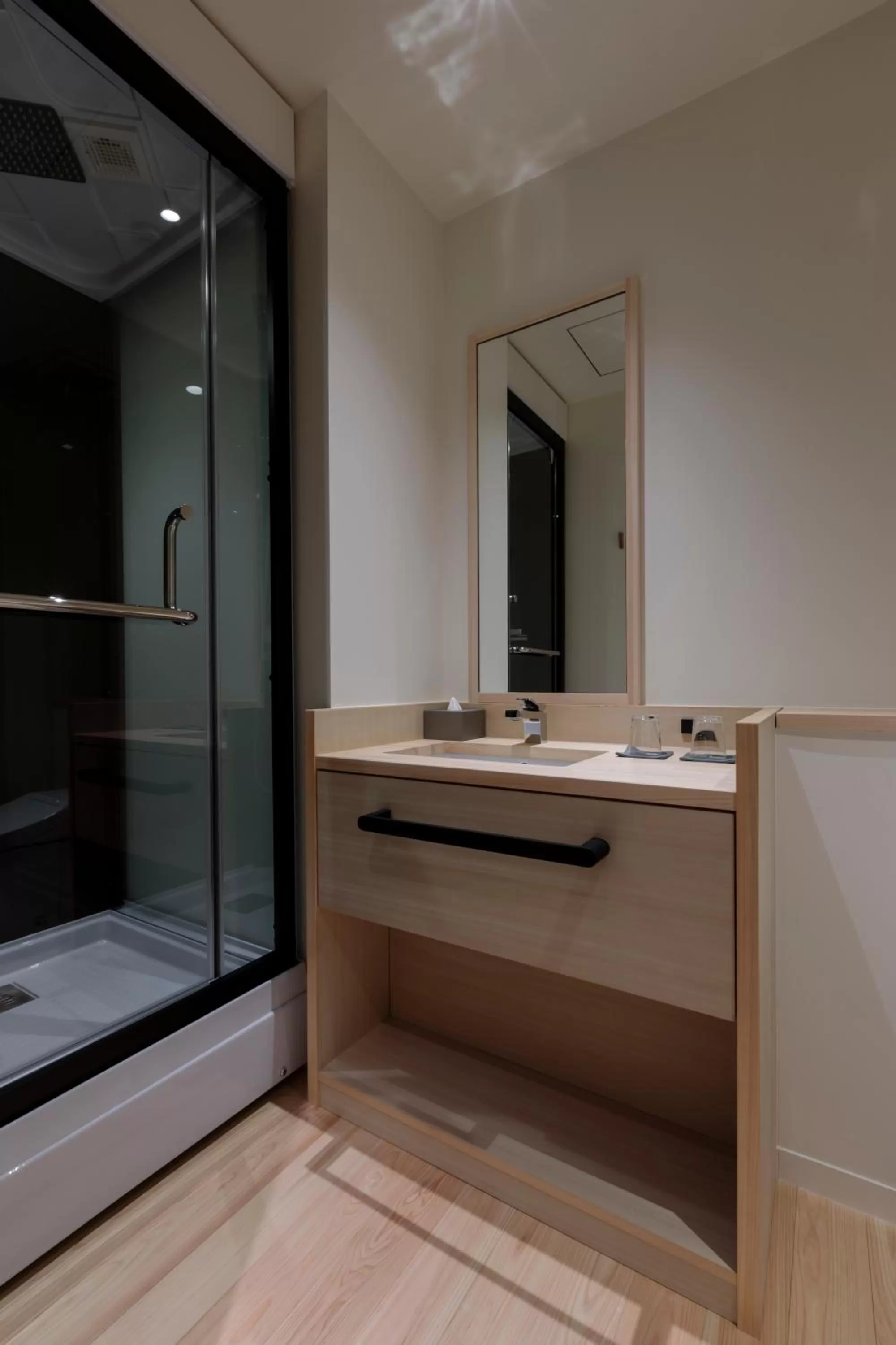 Photo of the whole room in yubune