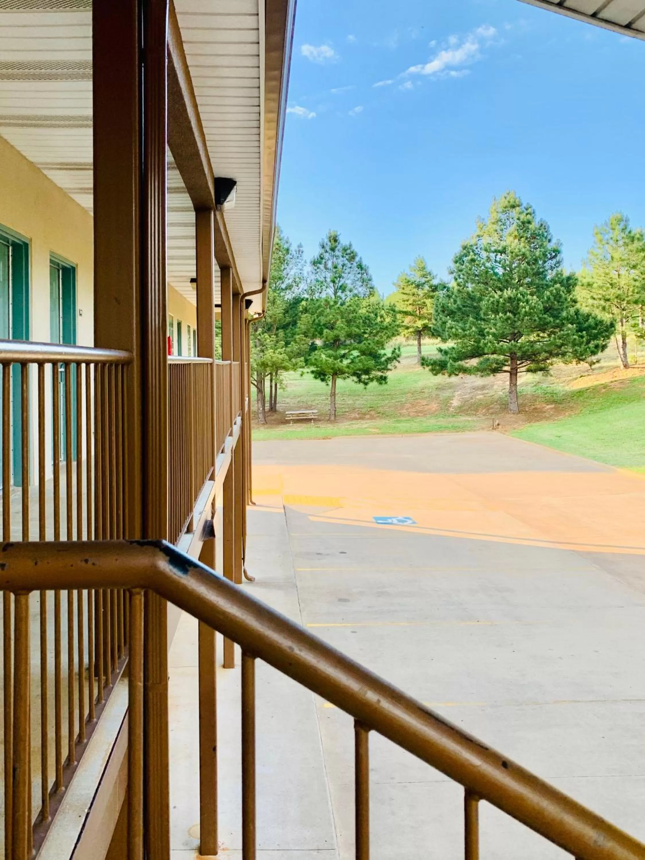 Property building in Weston Inn & Suites