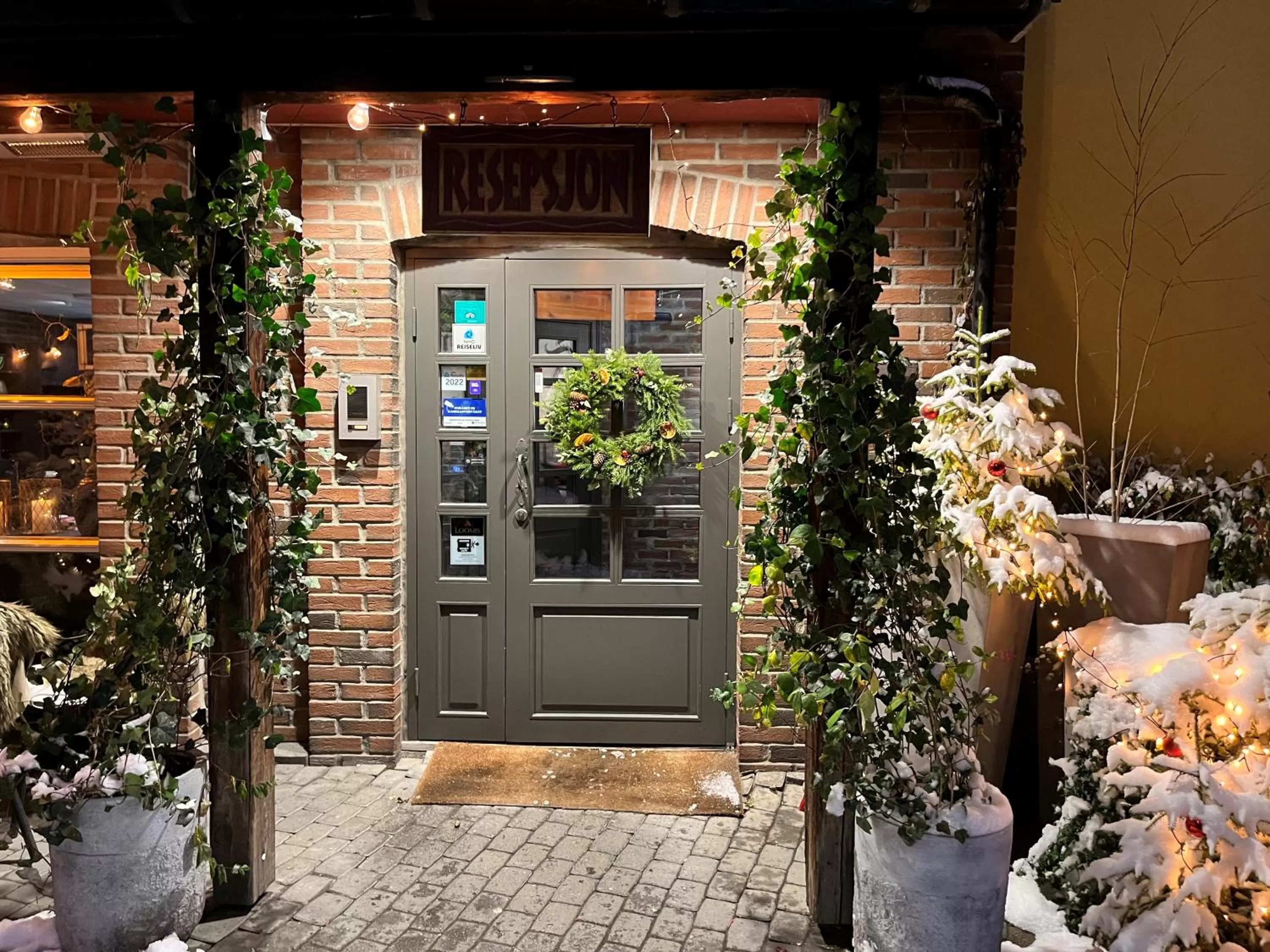 Facade/entrance in Aksjemøllen - by Classic Norway Hotels