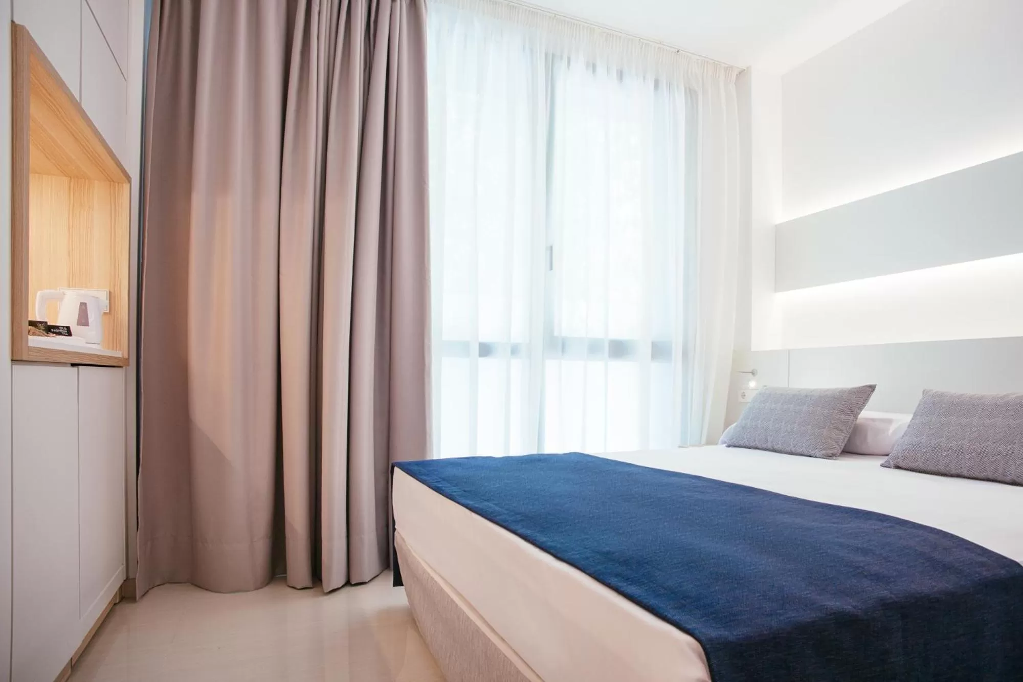 Bed in Globales Acis y Galatea