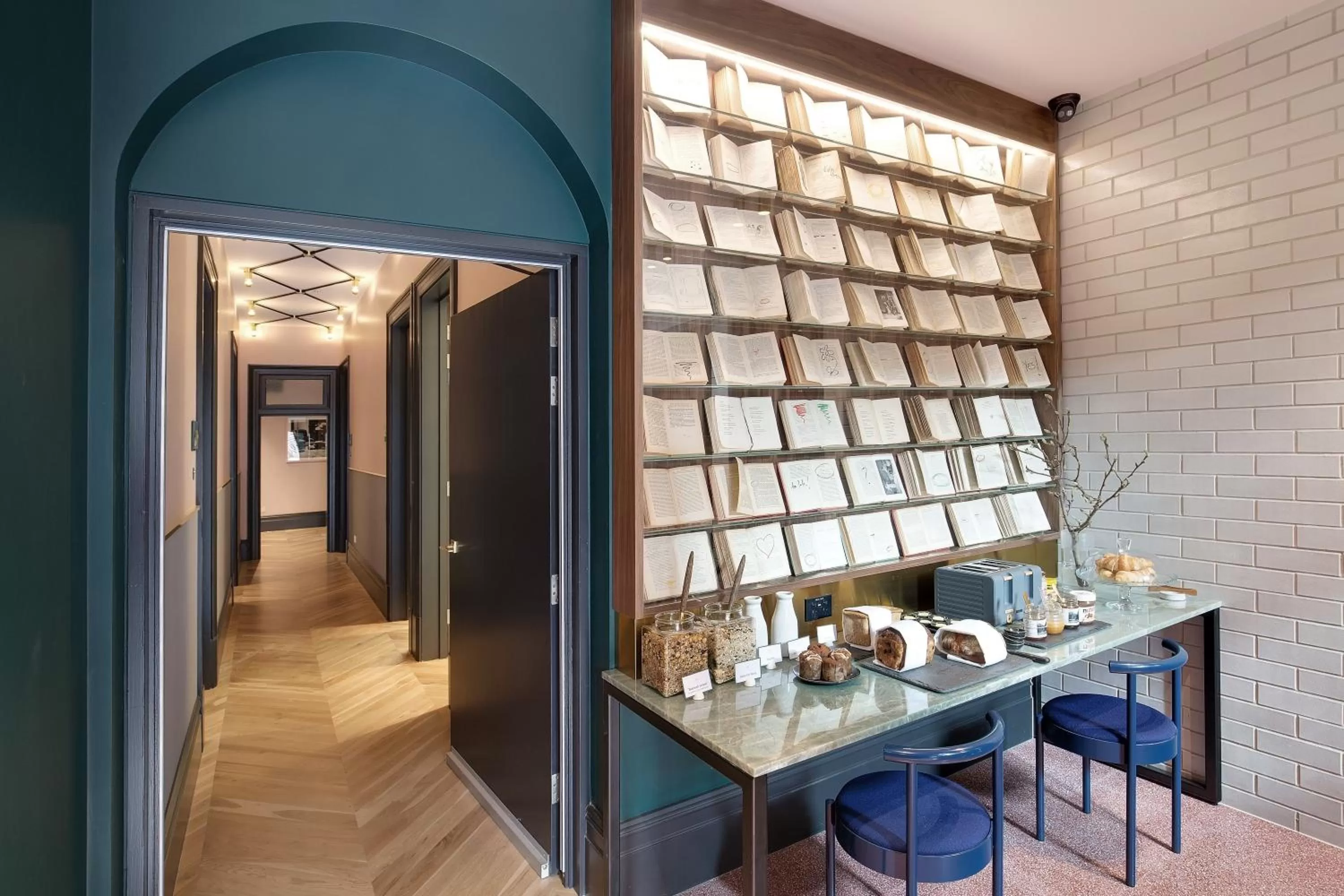 Coffee/tea facilities in Crystalbrook Albion