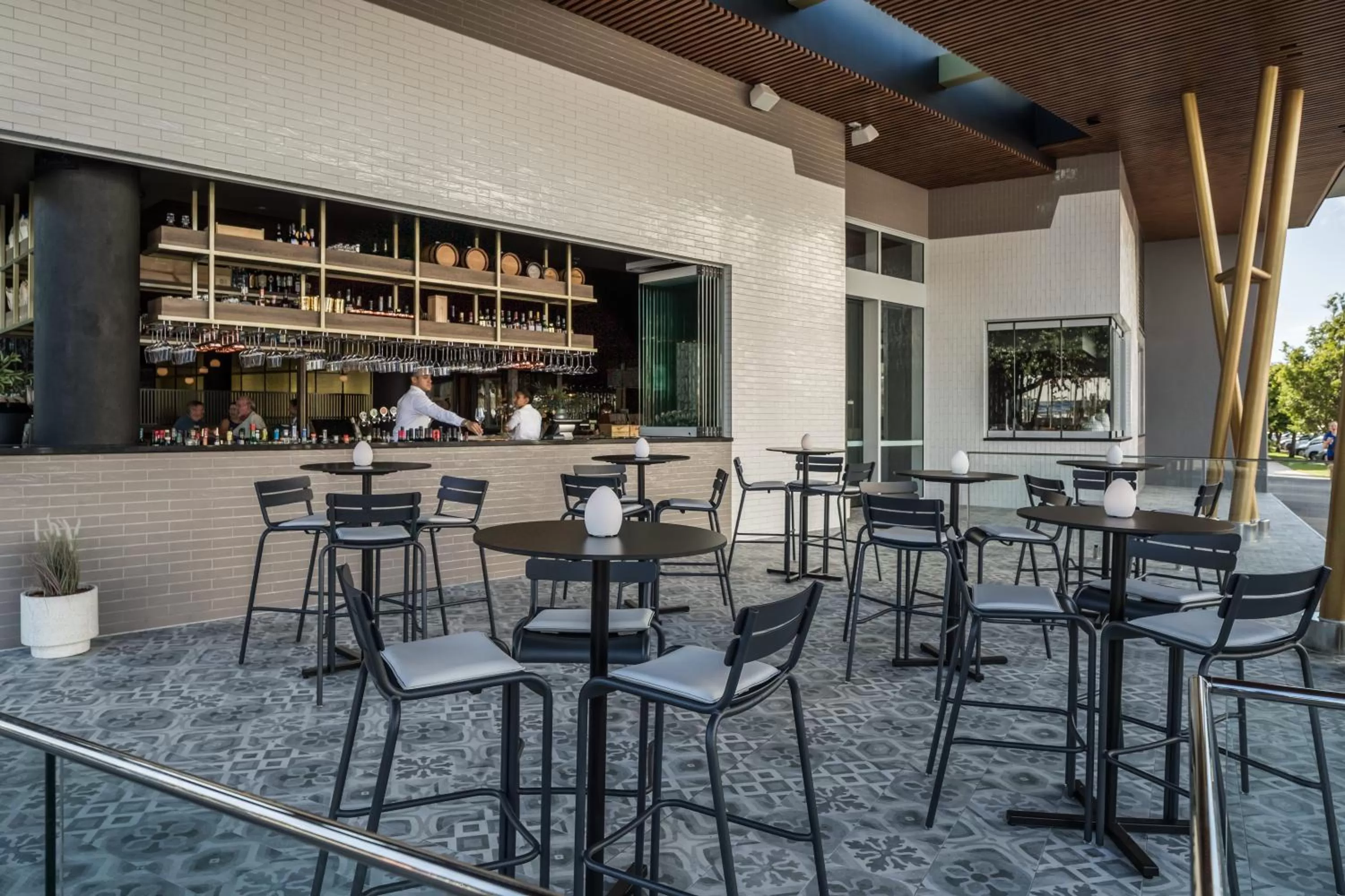 Restaurant/places to eat in Crystalbrook Bailey