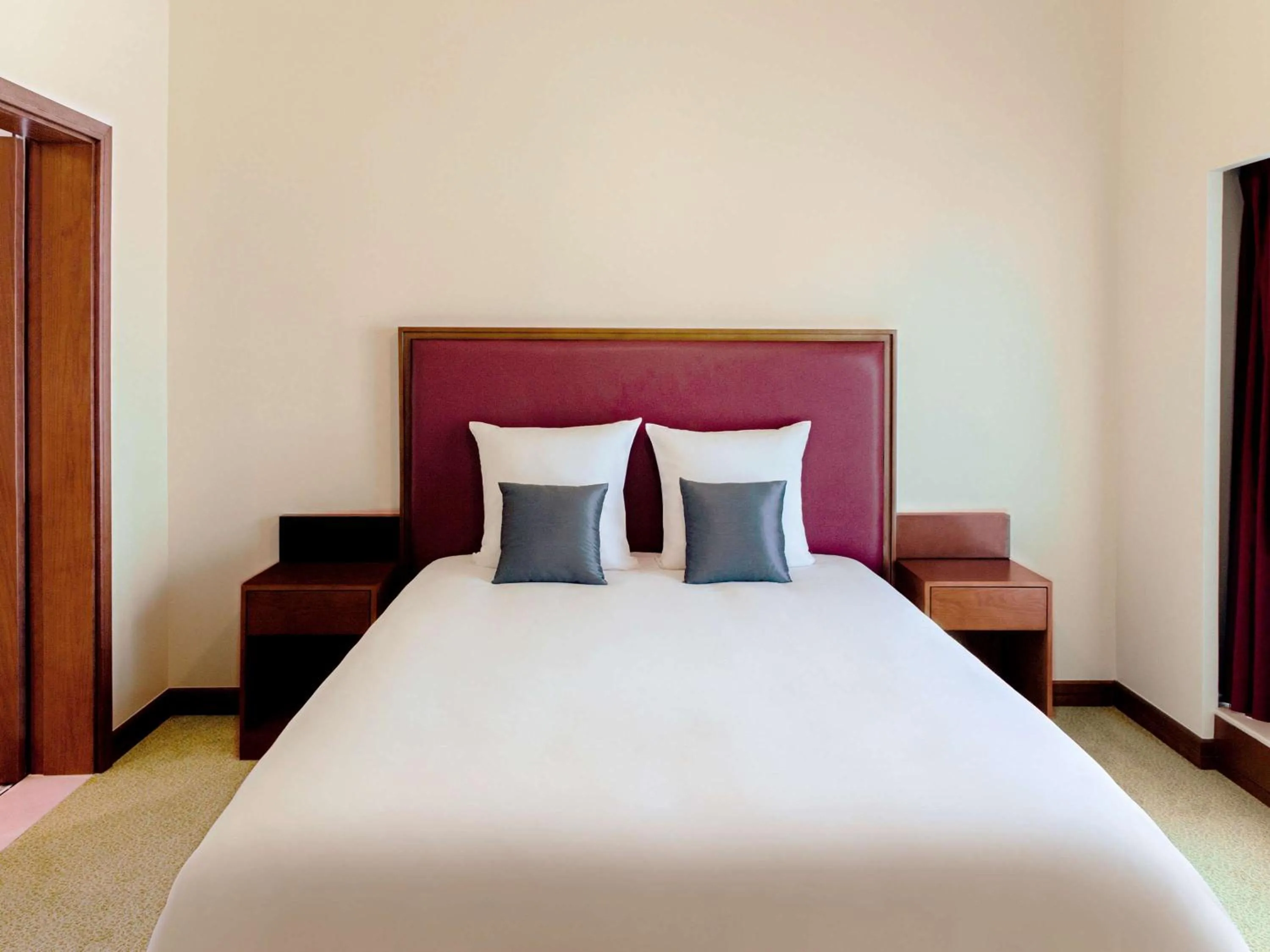 Photo of the whole room in Aparthotel Adagio Fujairah