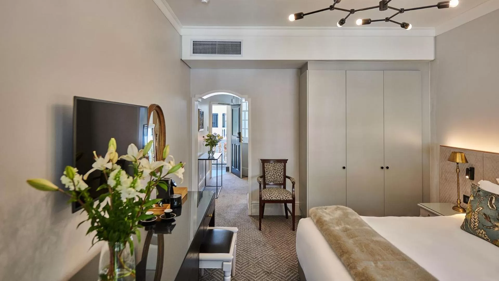 Photo of the whole room, Bed in The Winchester Hotel by NEWMARK