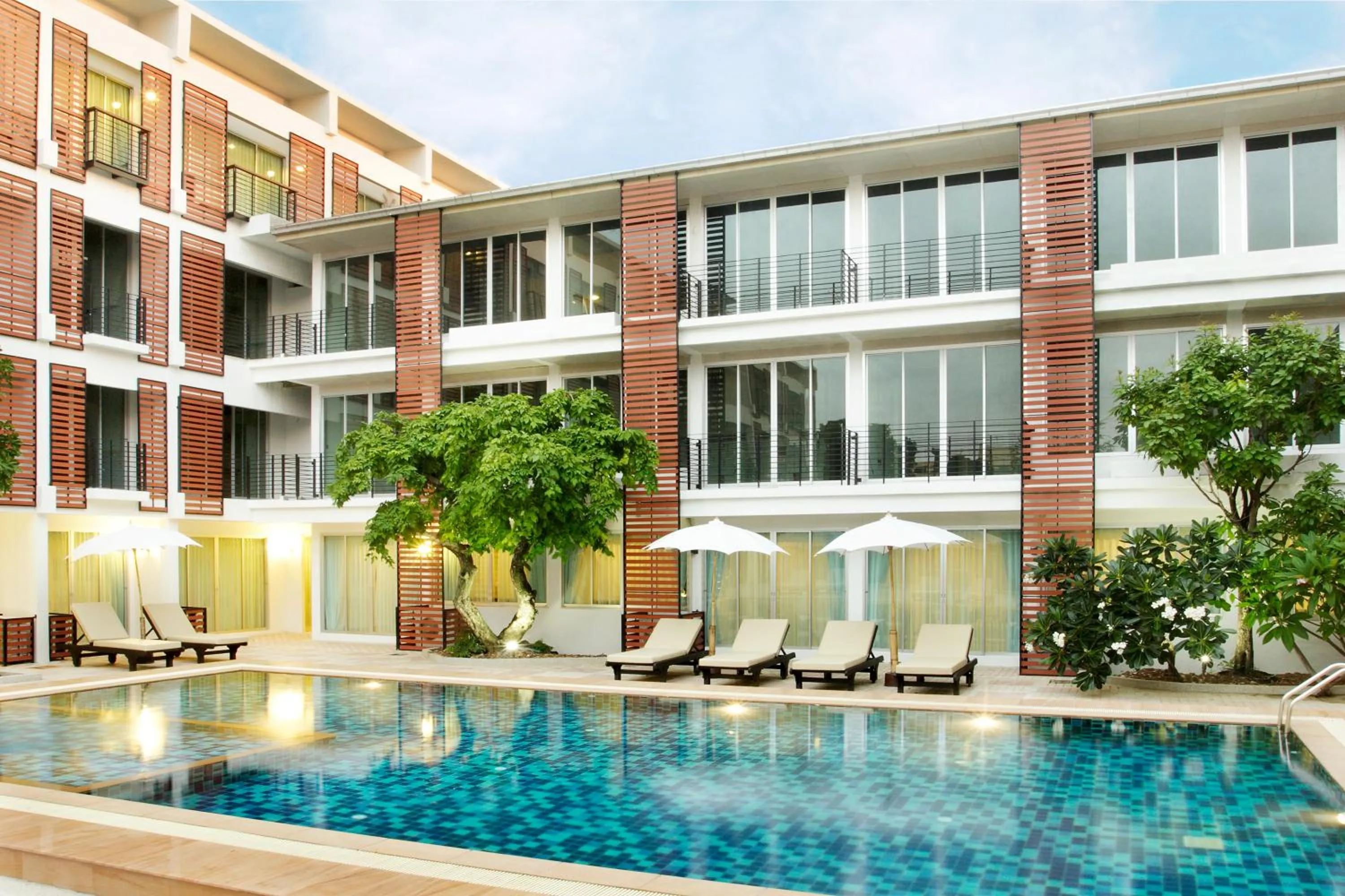 Facade/entrance in Paradise Hotel Udonthani