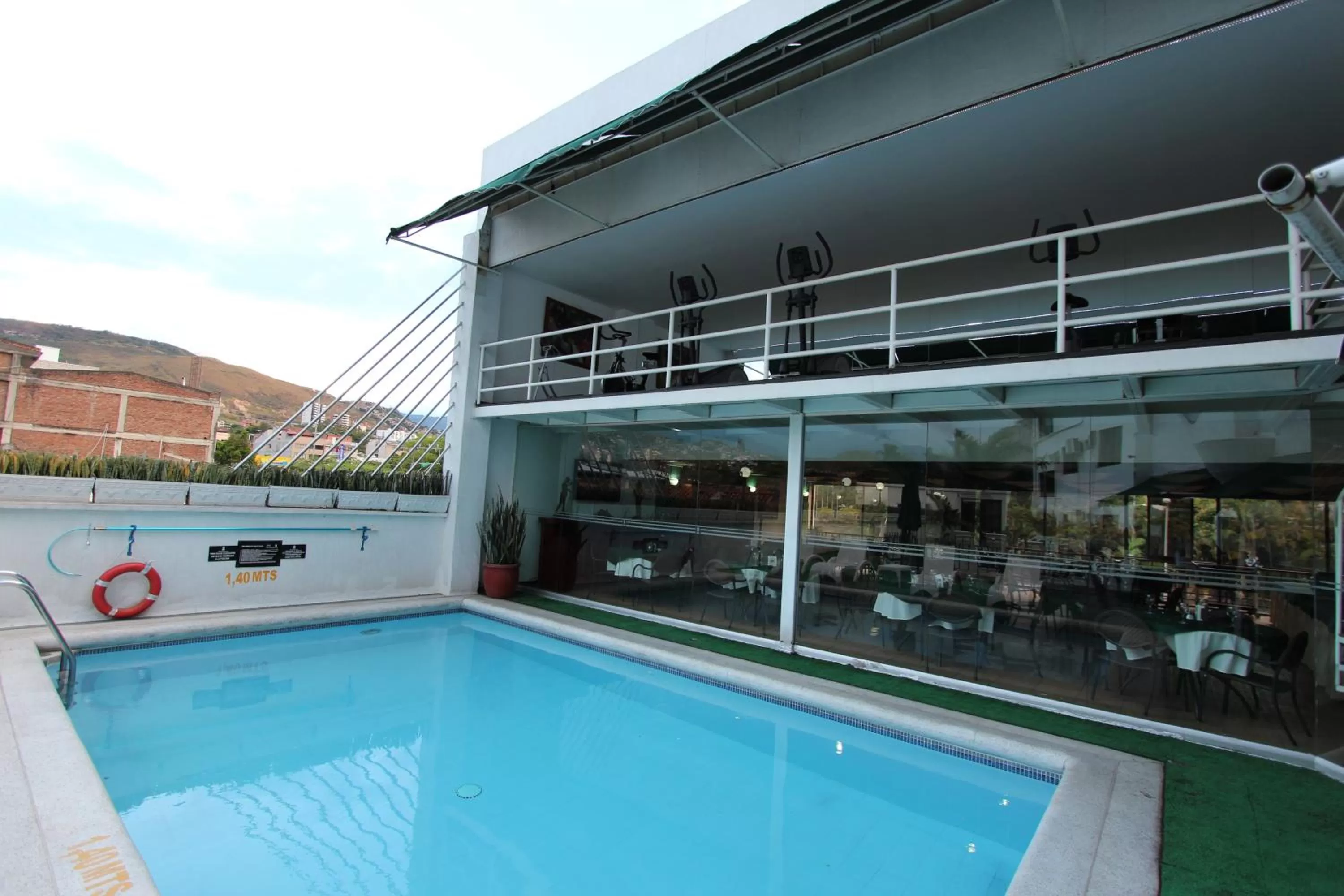 Swimming pool in Hotel San Fernando Real