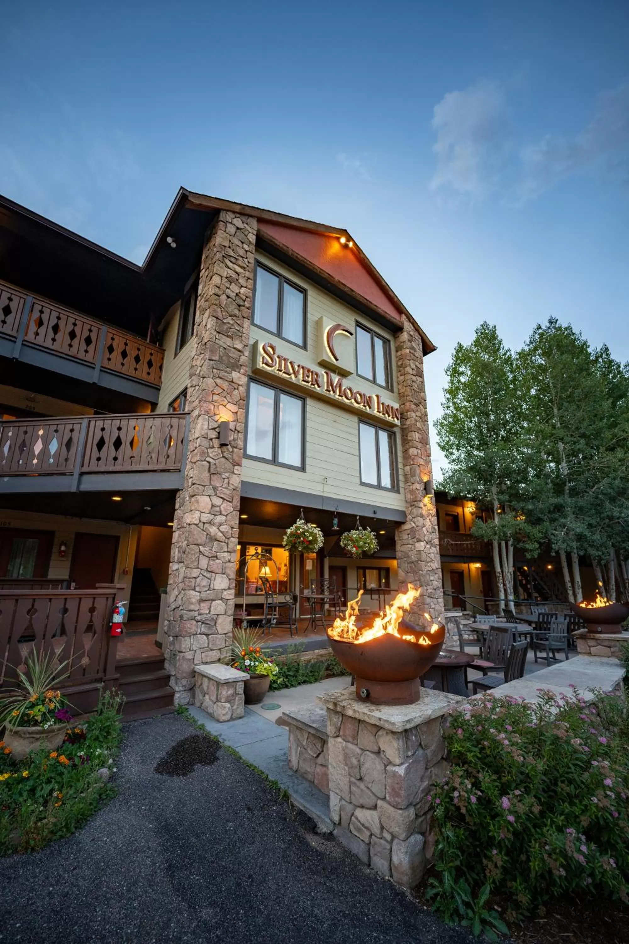 Property building in Silver Moon Inn