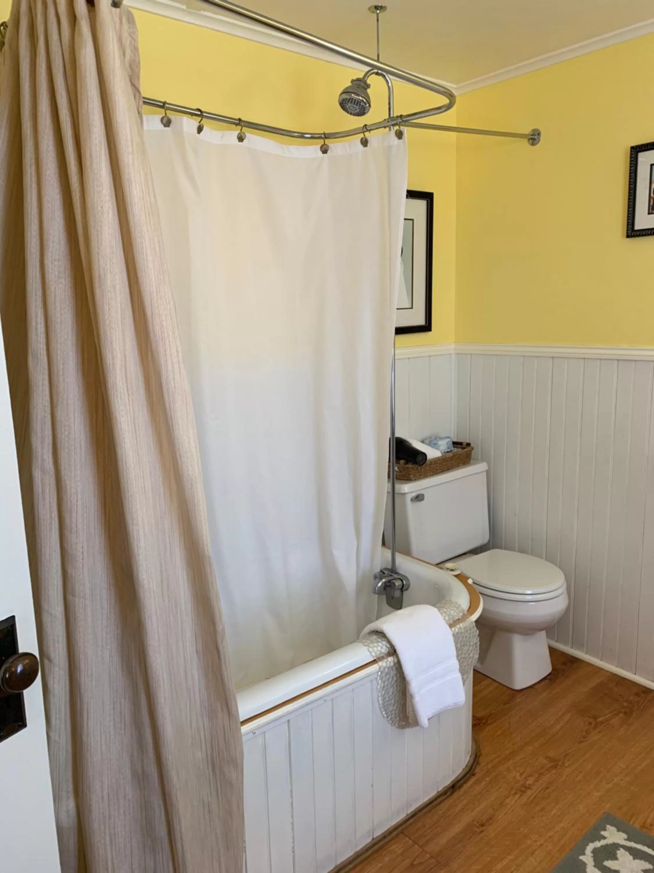 Bathroom in Waybury Inn