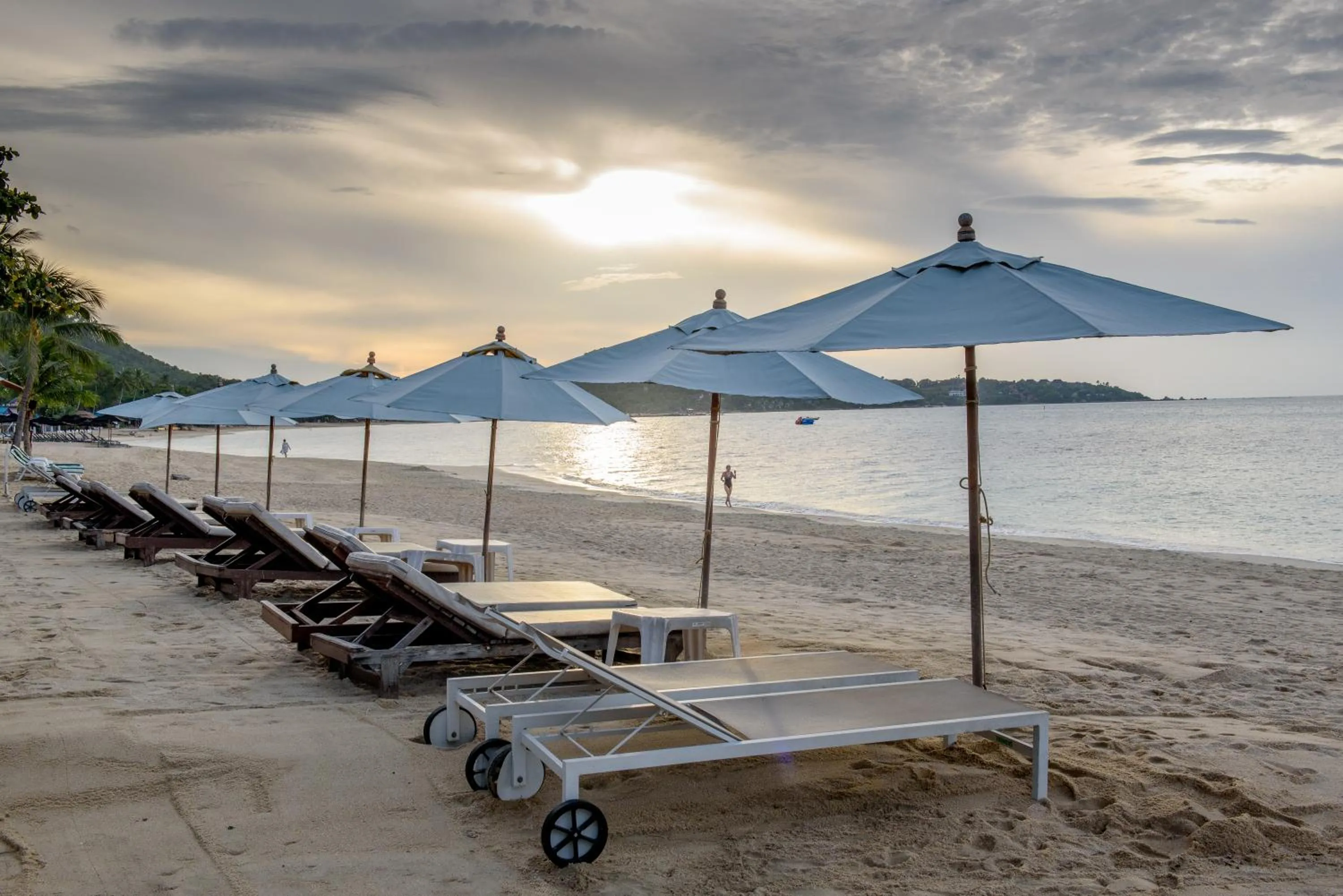 Beach in Samui Jasmine Resort - SHA Plus