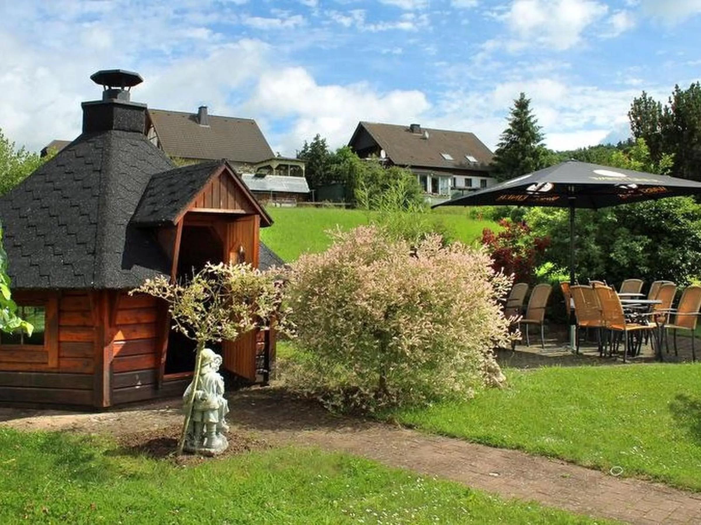 Garden, Property Building in Gasthof "Zum Burghof"