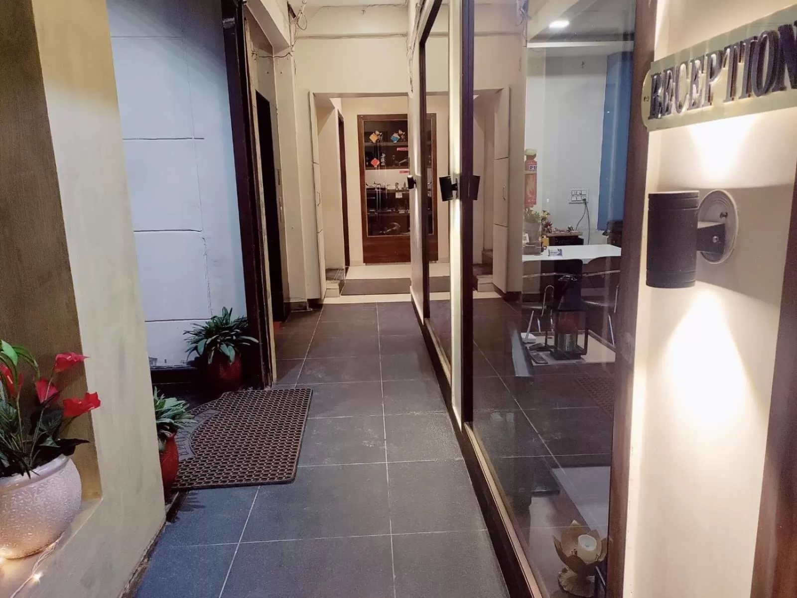 Lobby or reception in Hotel Luxuria