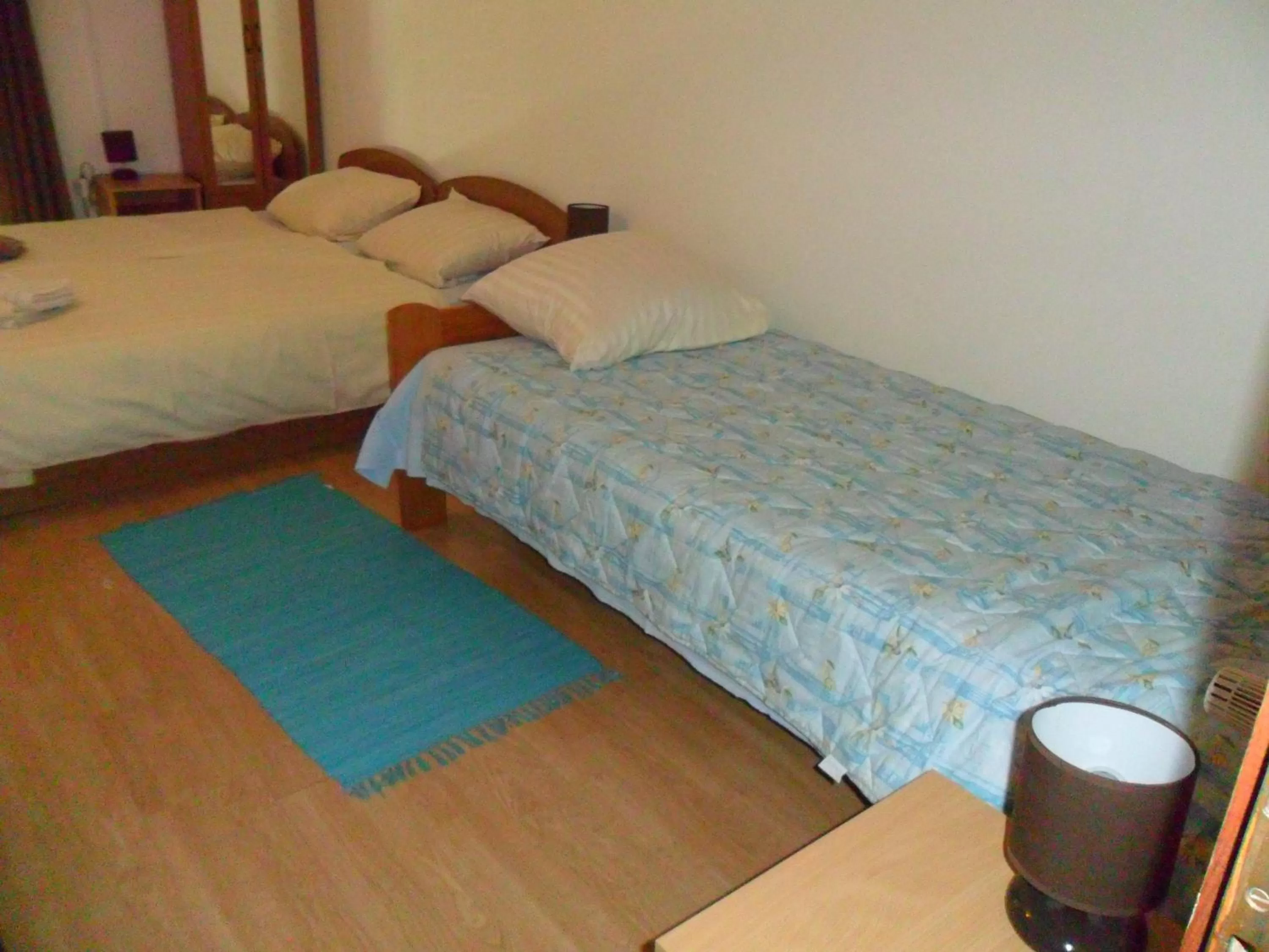 Photo of the whole room, Bed in Sobe u kucanstvu MBM