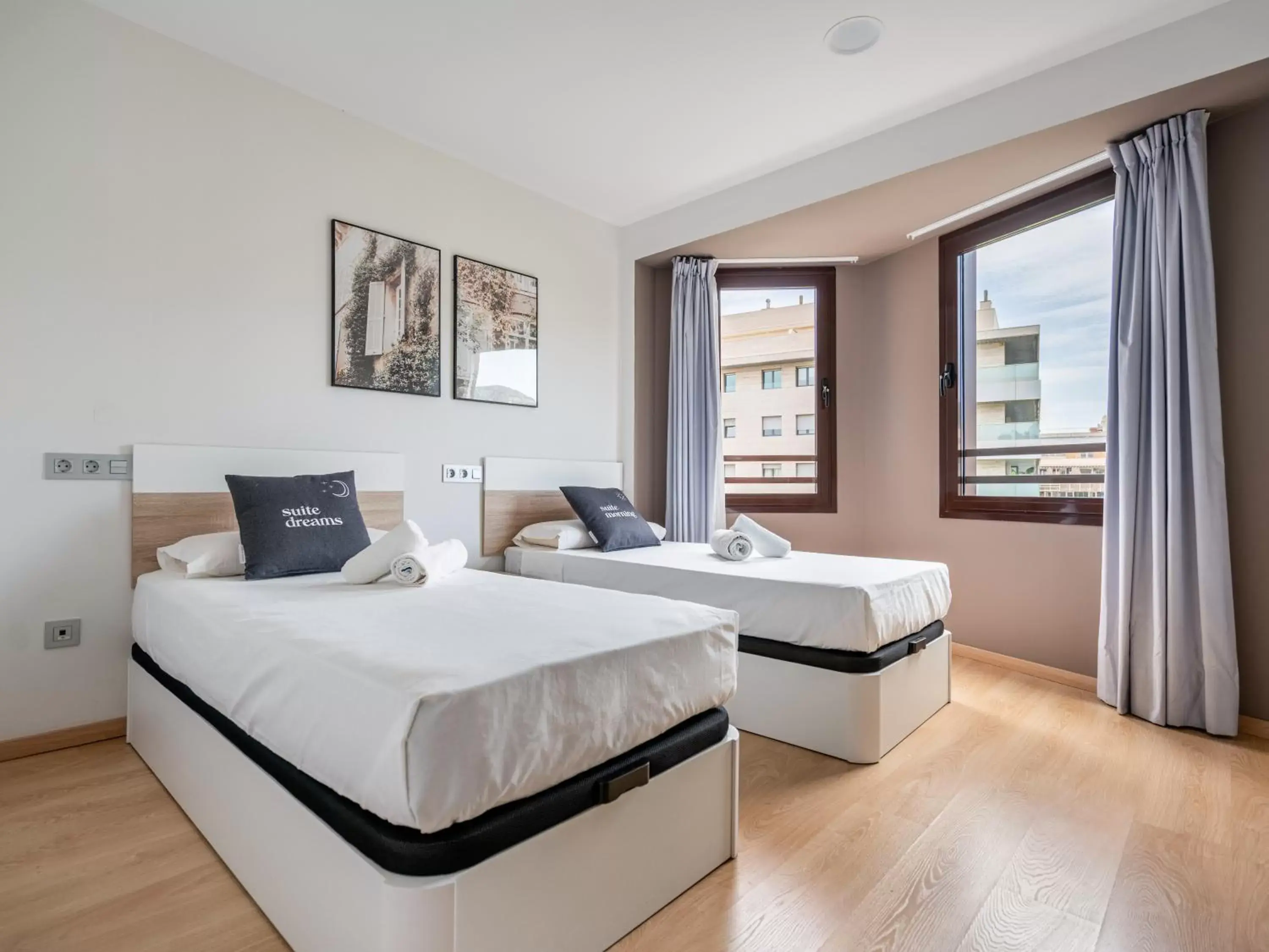 Twin Room in Limehome Barcelona Carrer de Fontcoberta - Digital Access Twin Room in Limehome Barcelona Carrer de Fontcoberta - Digital Access