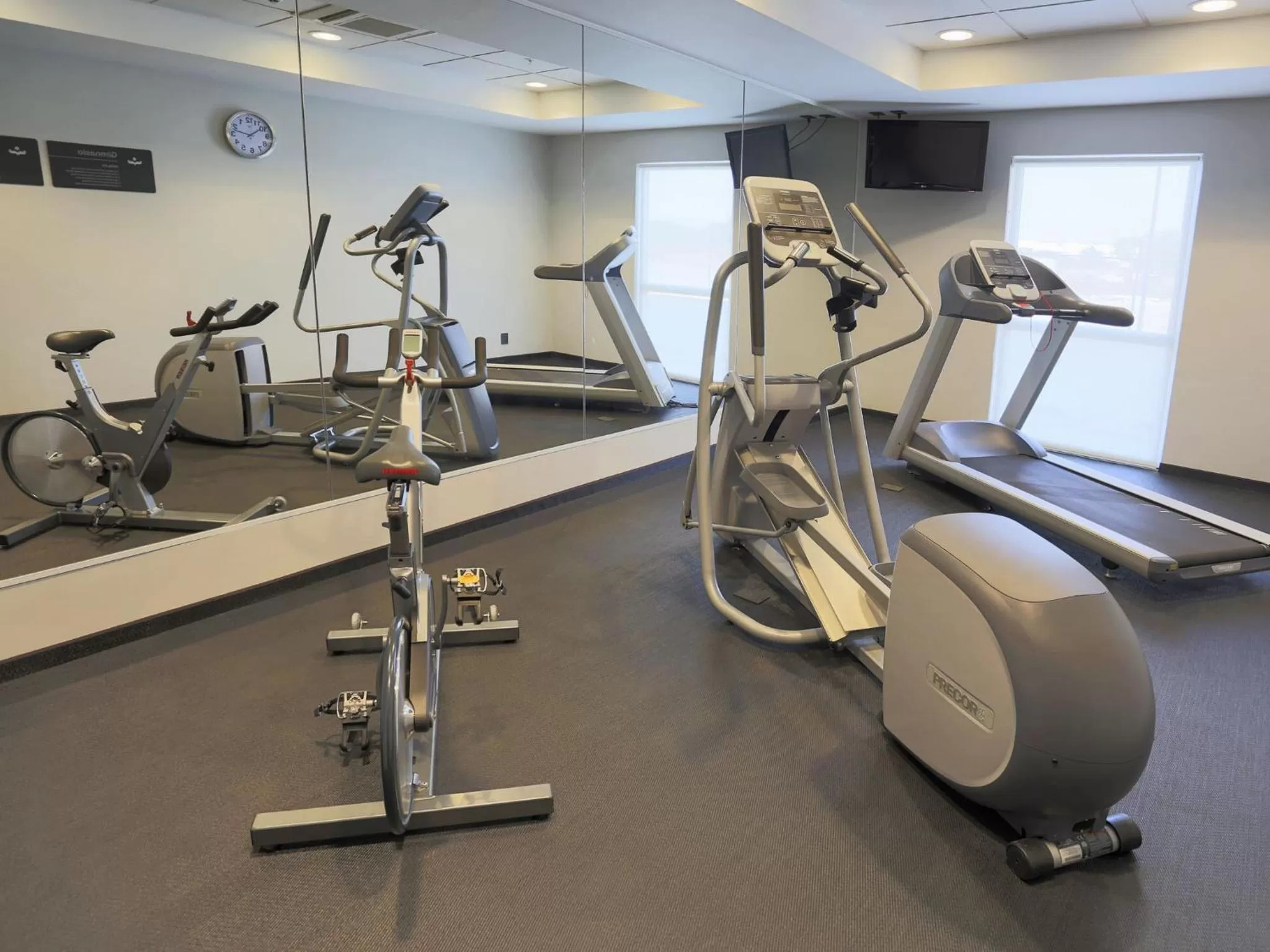 Fitness centre/facilities in City Express by Marriott Salina Cruz