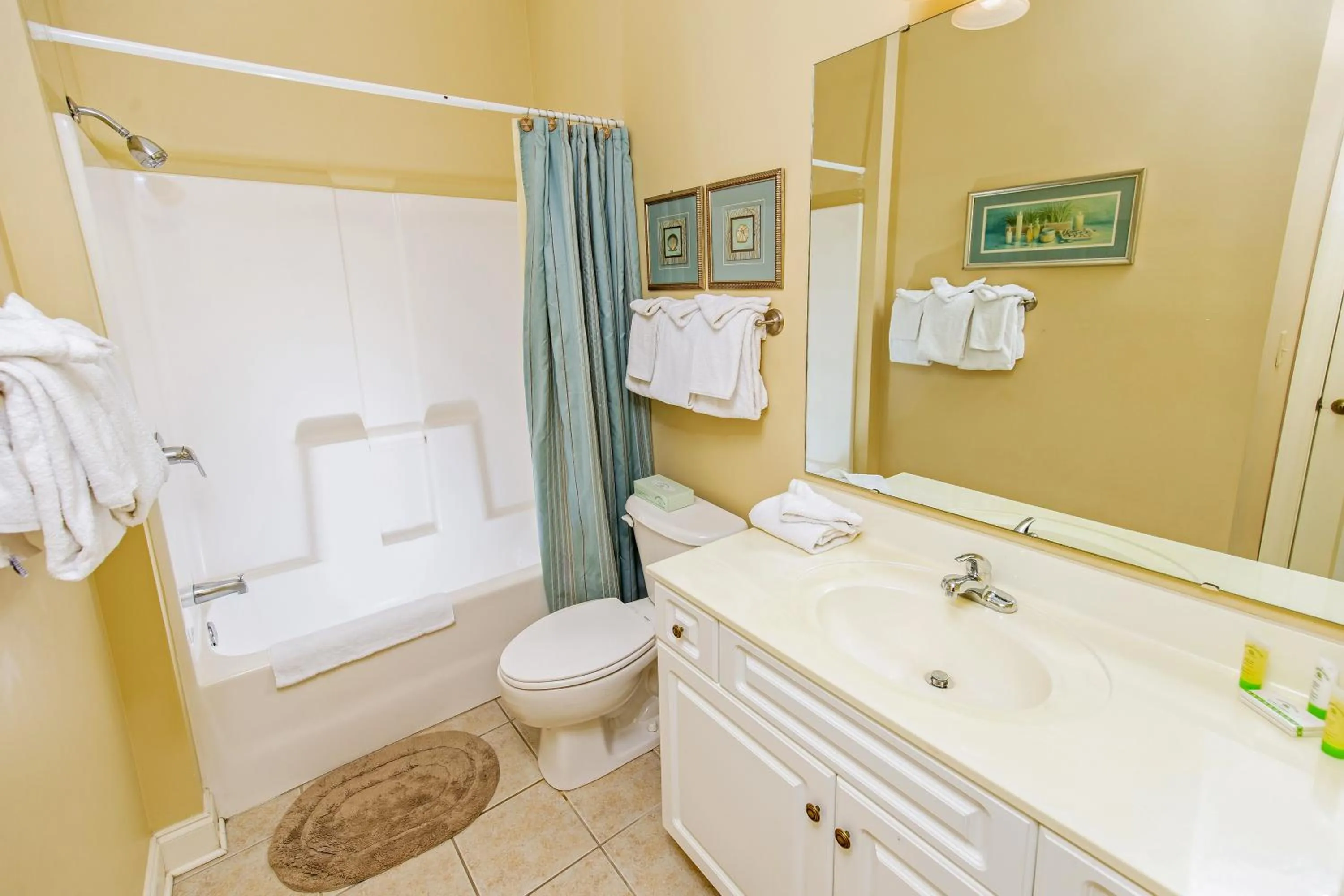 Bathroom in Grande Villas at World Tour Golf Resort