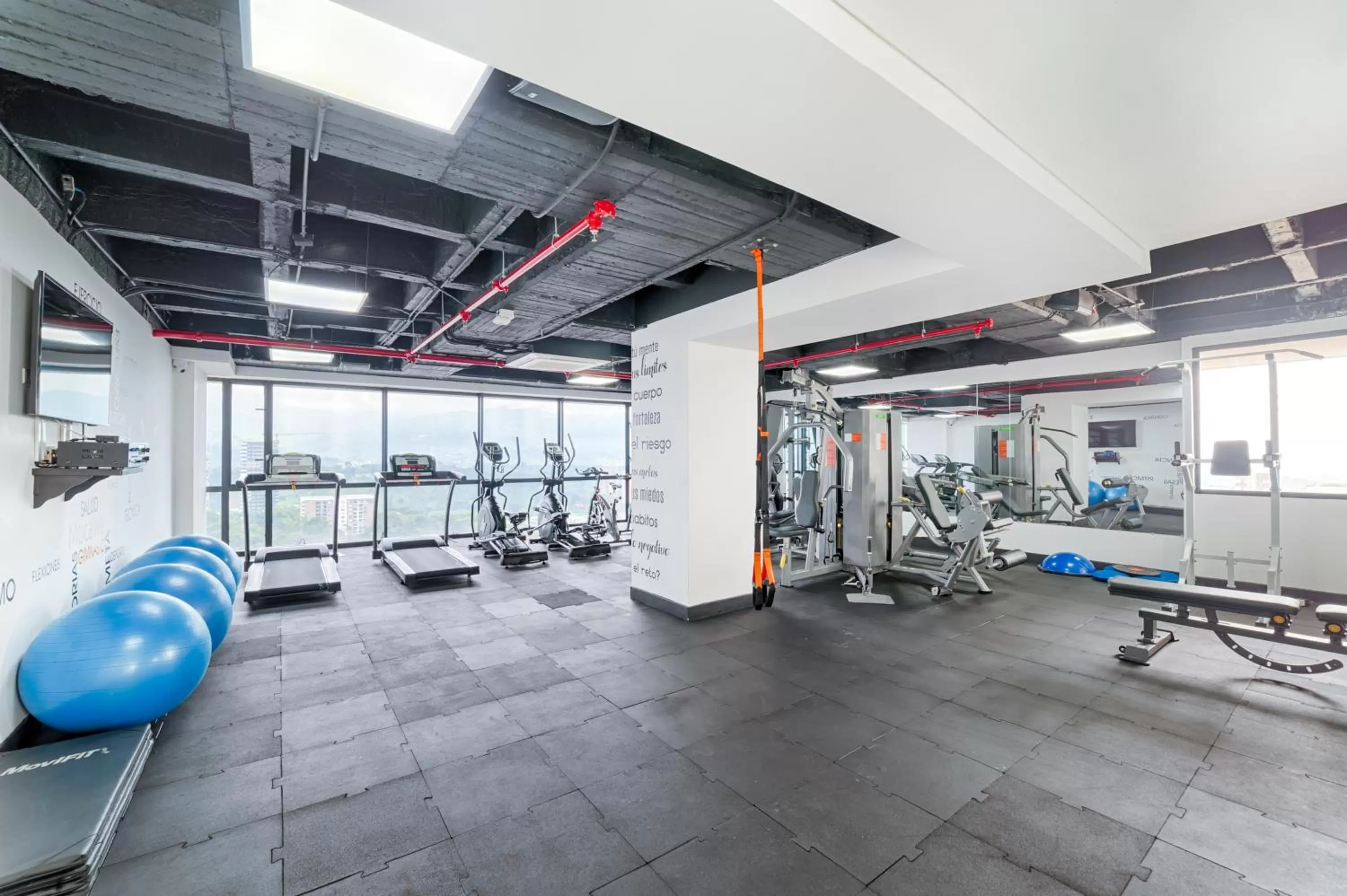 Fitness centre/facilities in Hotel Mocawa Plaza Armenia