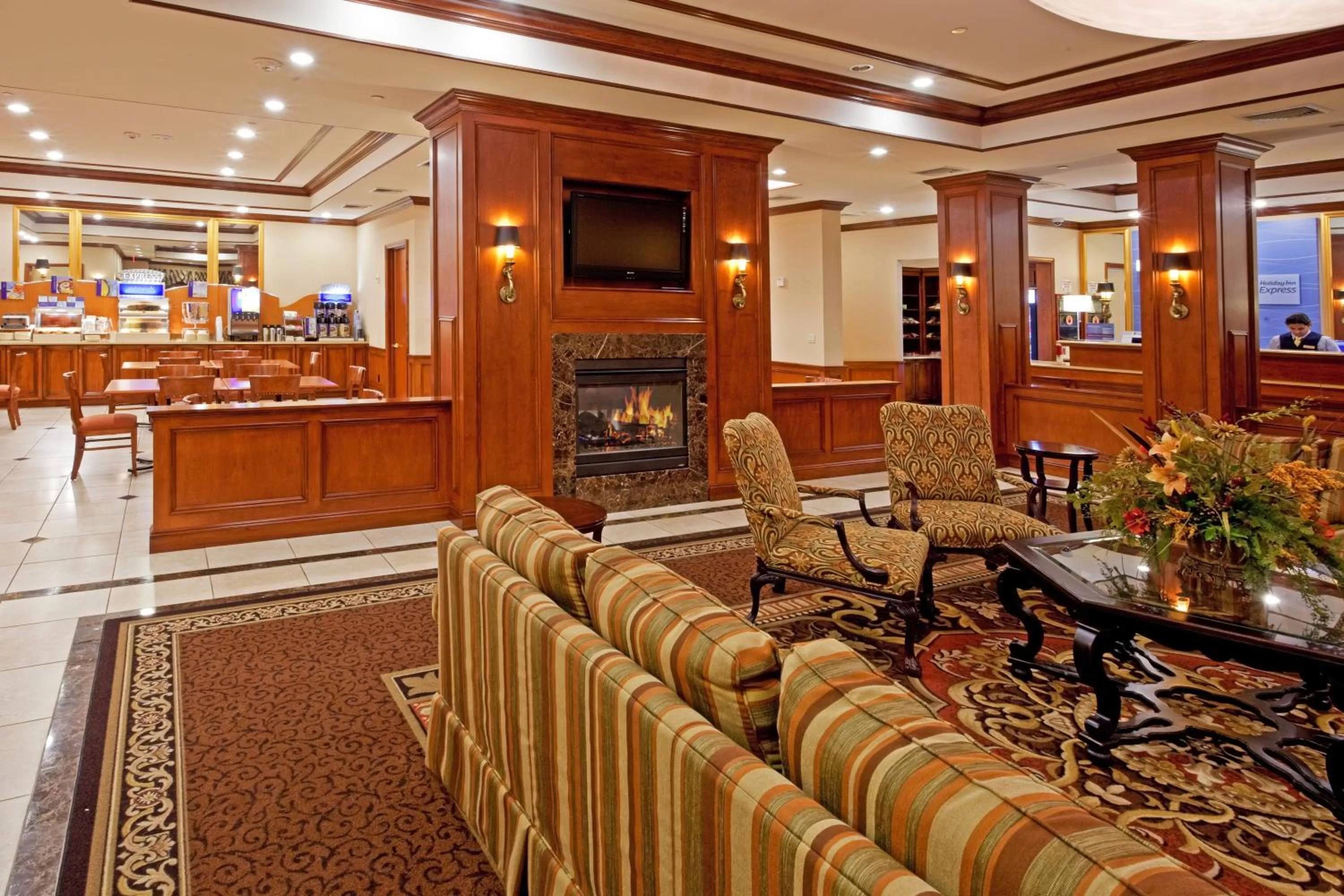 Lobby or reception in Rockville Centre Hotel - JFK Airport