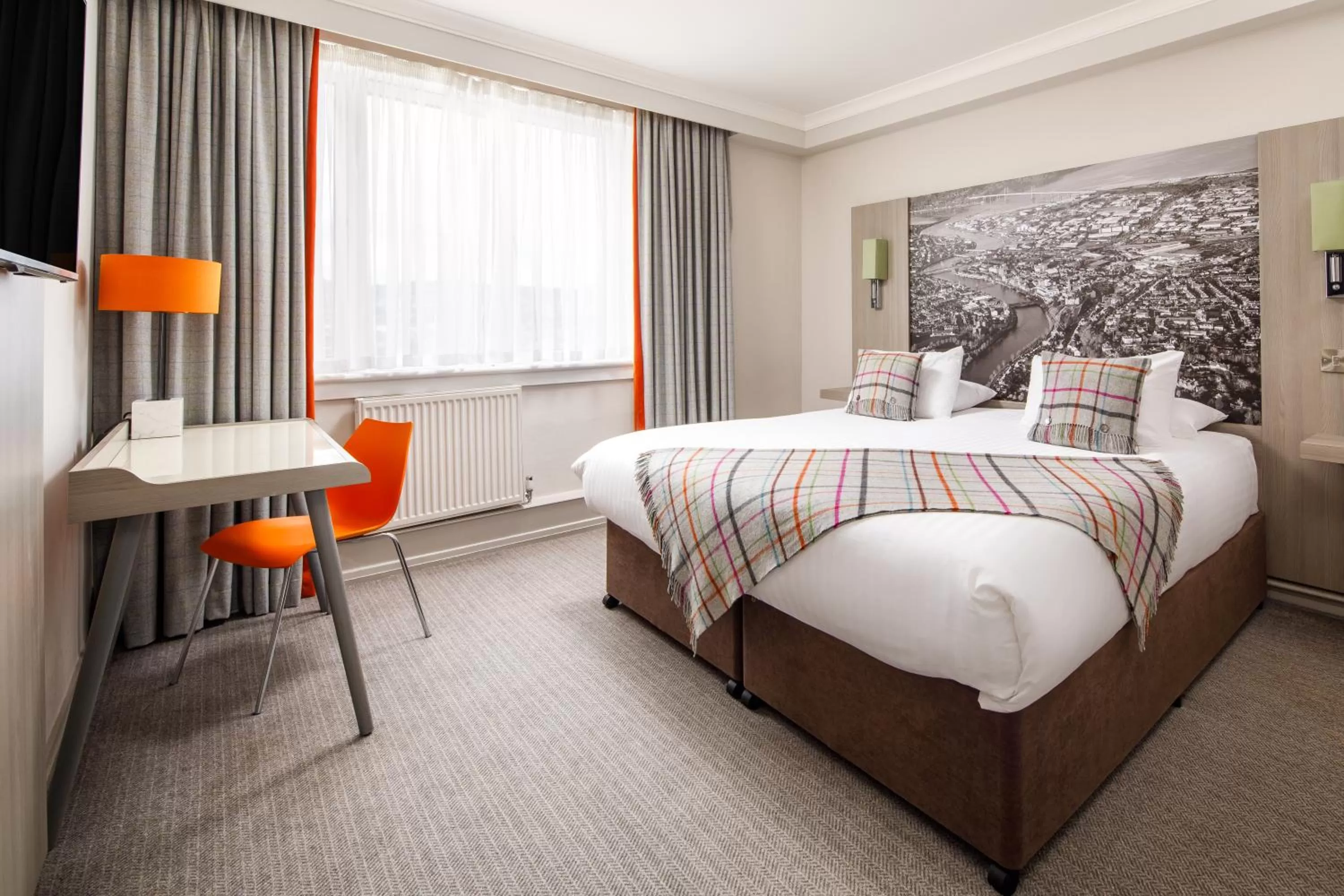 Bed in Mercure Inverness Hotel