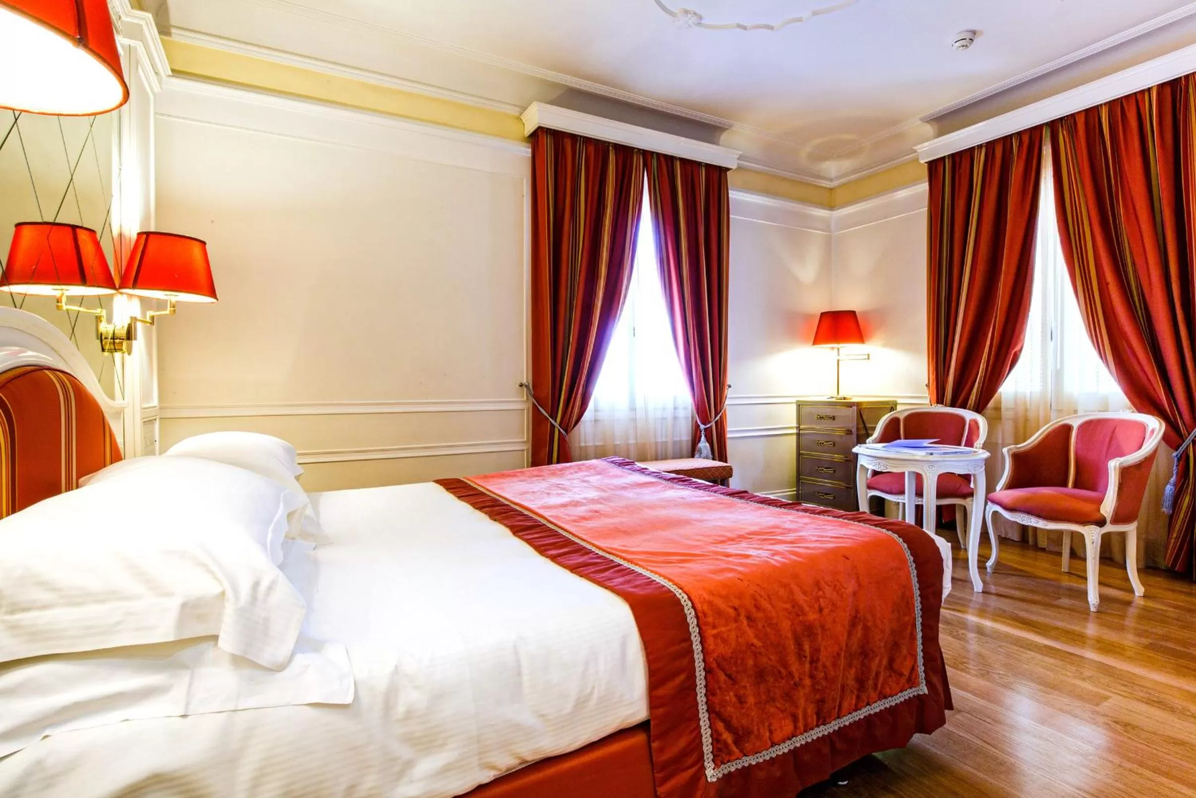 Bed in Grand Hotel Des Bains
