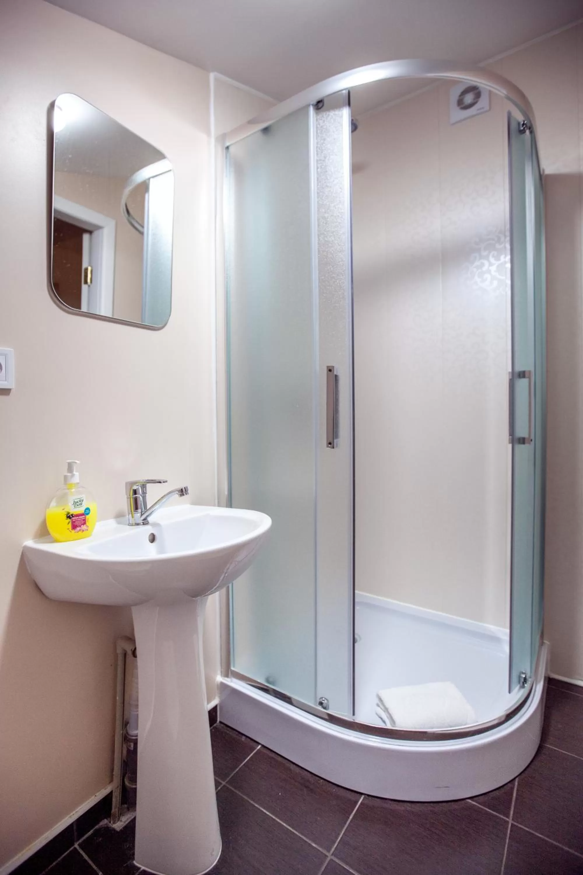 Shower in Apartments near Deribasovskaya