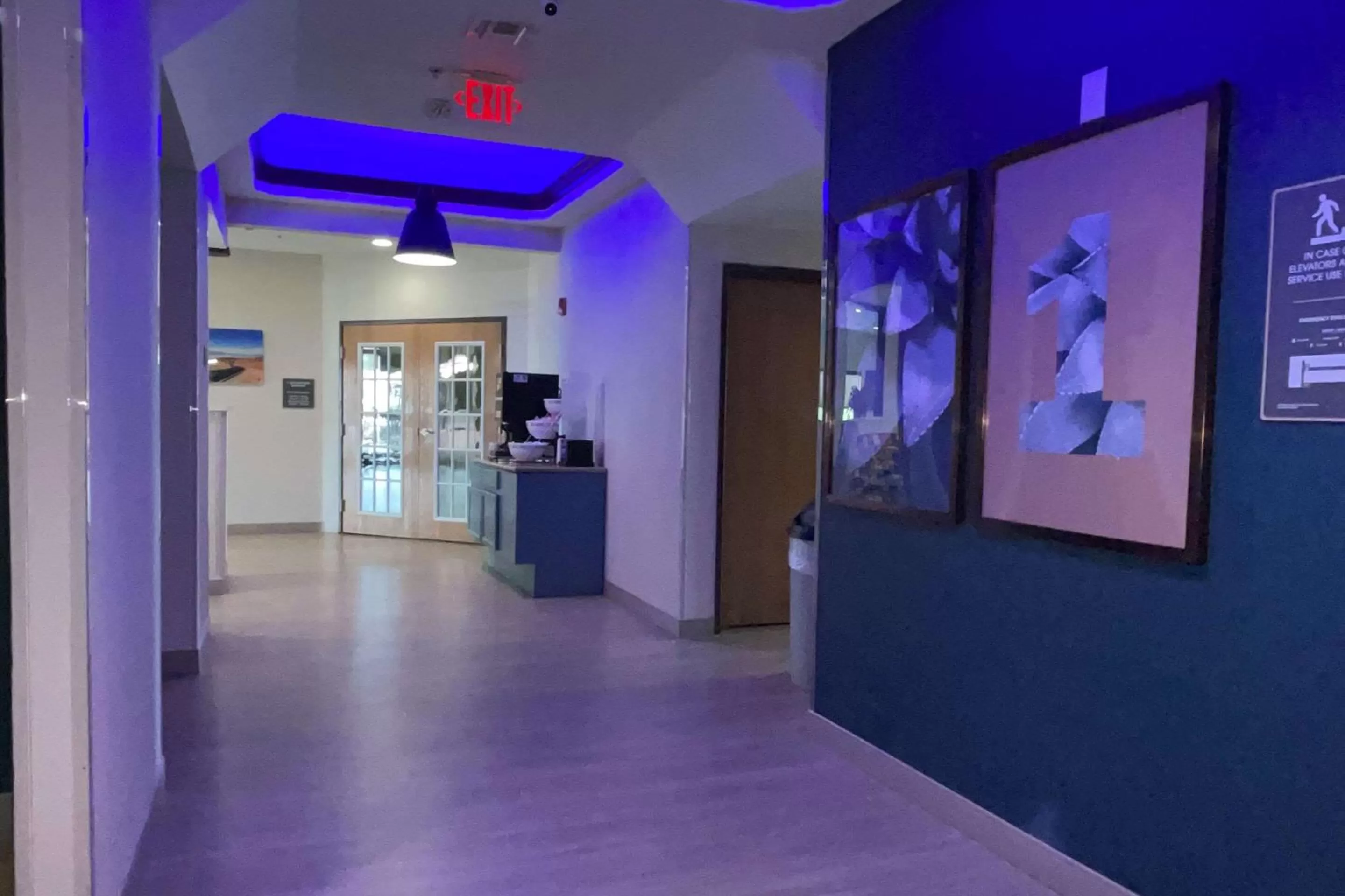 Lobby or reception in Comfort Suites Near Seaworld