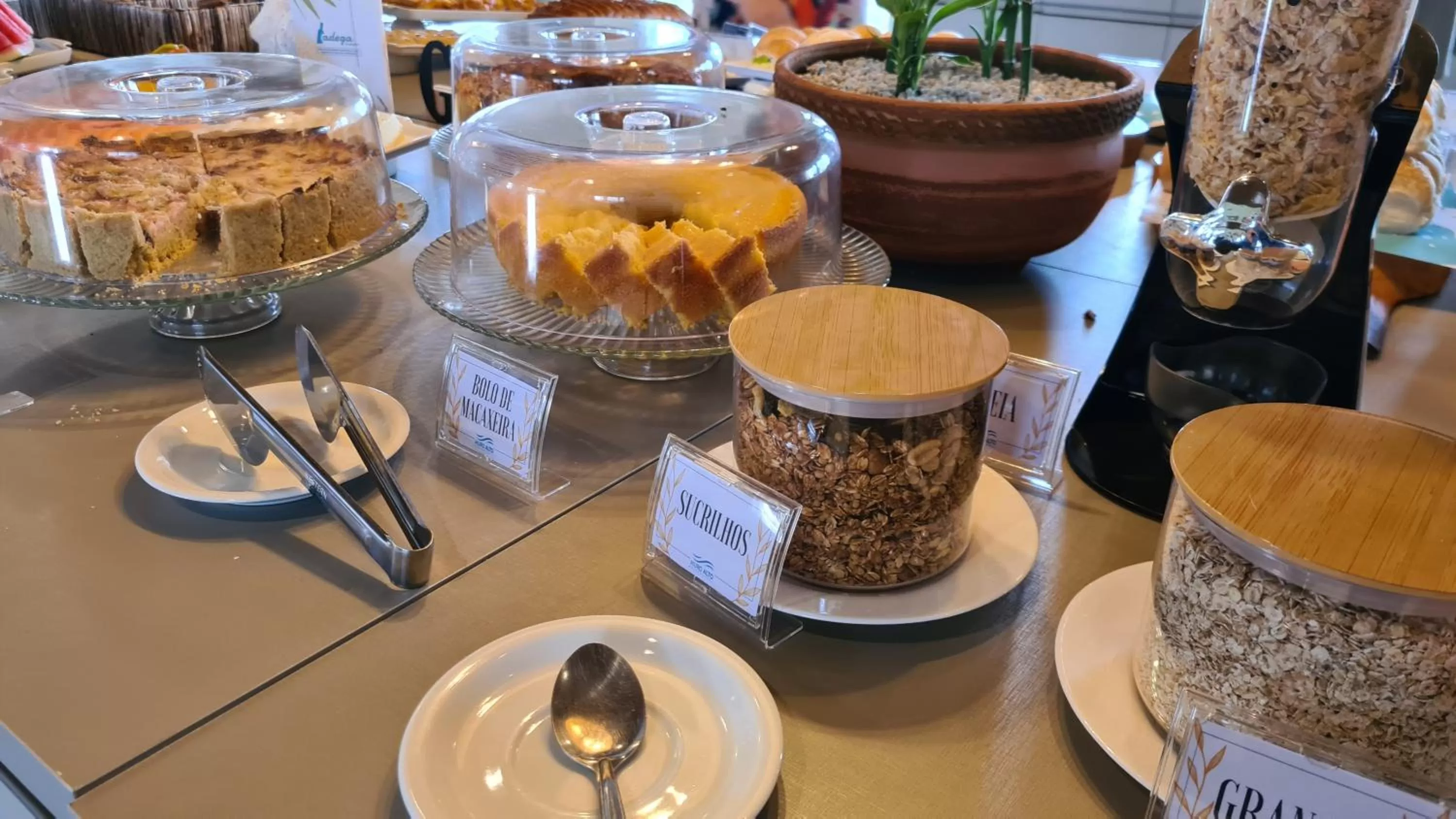 Breakfast in Arena Carneiros Hotel by AFT