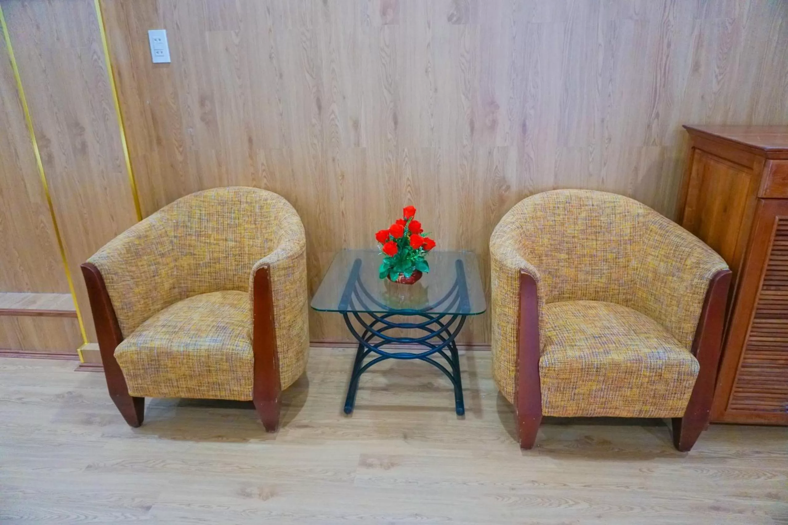 Seating area in Nhu Y Hotel