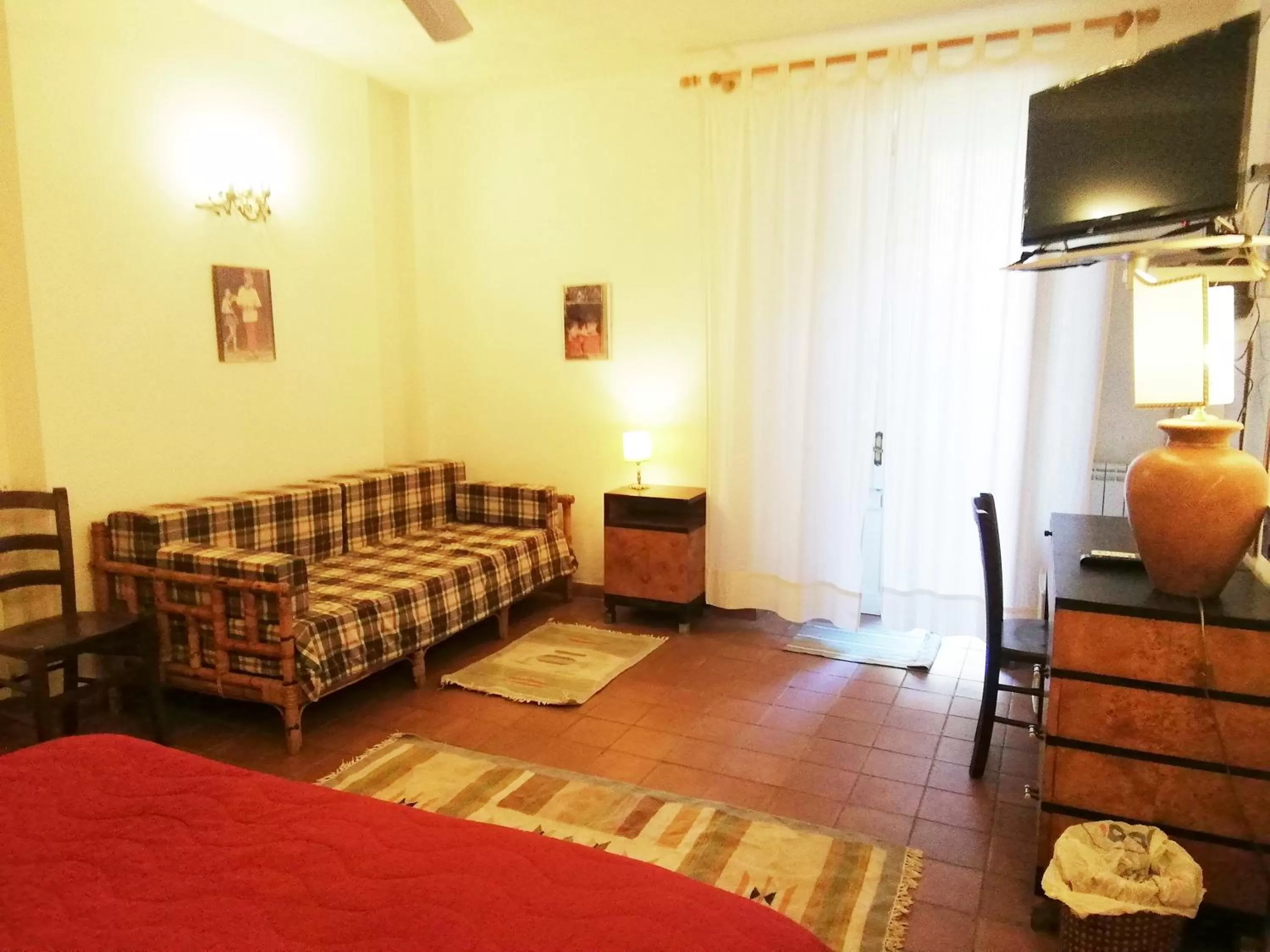 TV and multimedia, Bed in Case Zuccaro