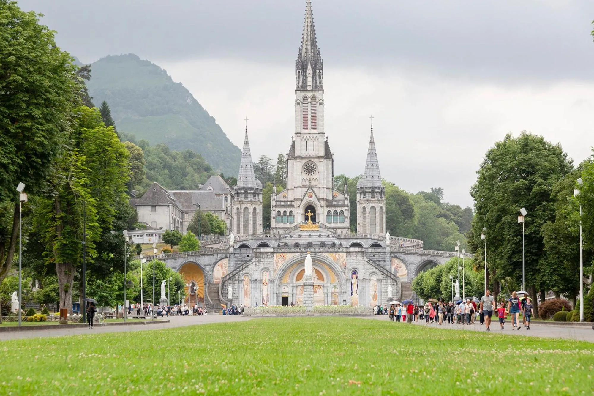 Nearby landmark in The Originals City, Hôtel Astoria Vatican, Lourdes