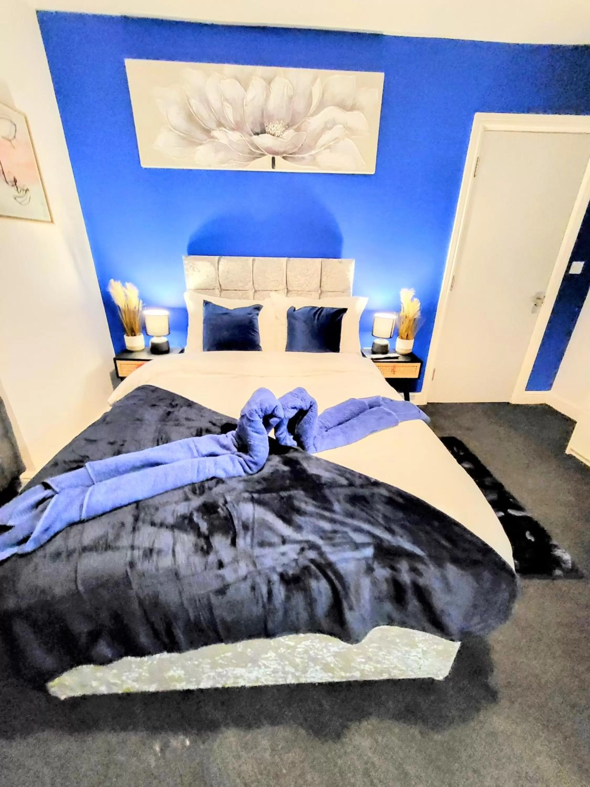 Bed in Burford Road - Stay. Sleep. Rest.